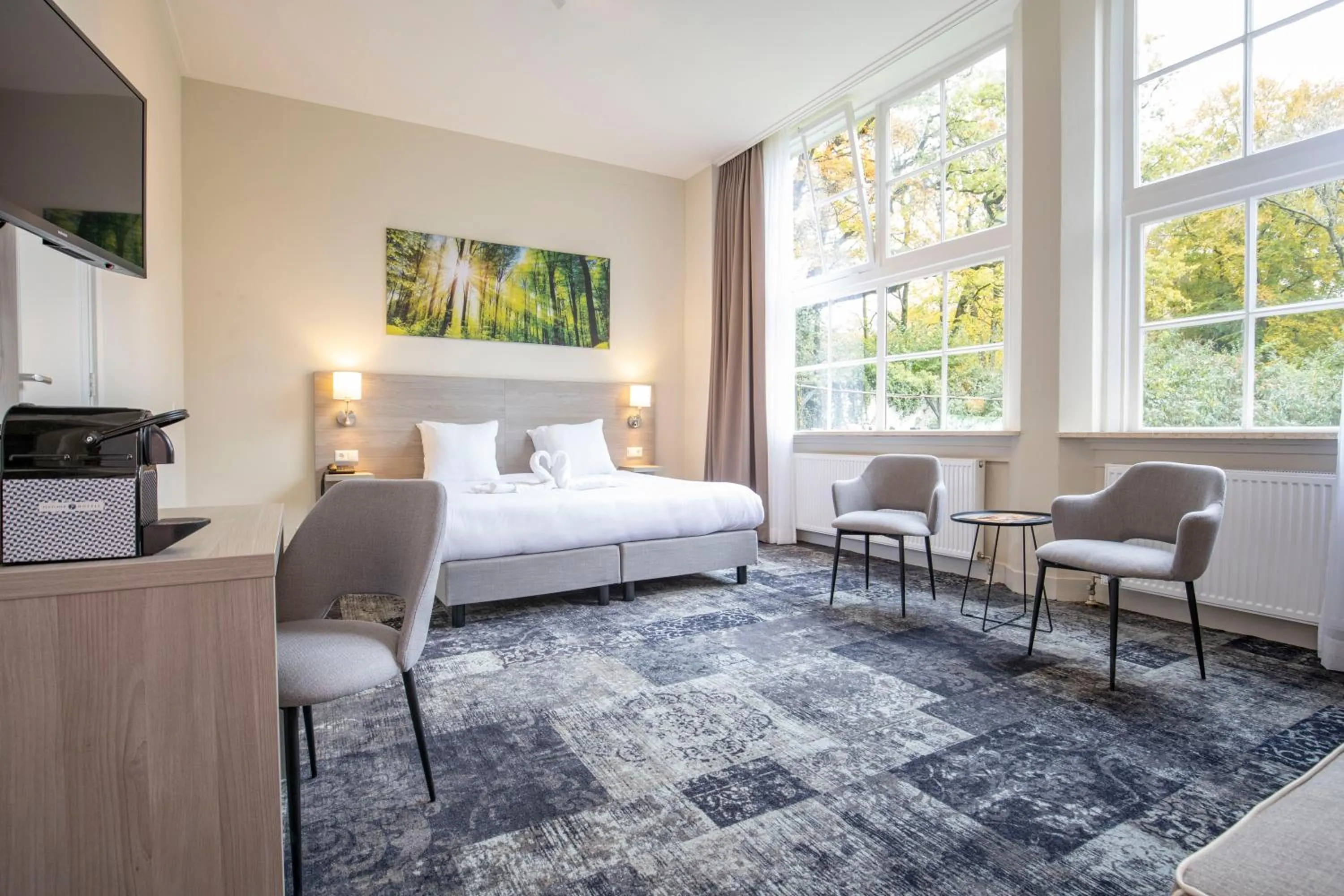 Photo of the whole room, Bed in Fletcher Hotel Landgoed Huis te Eerbeek