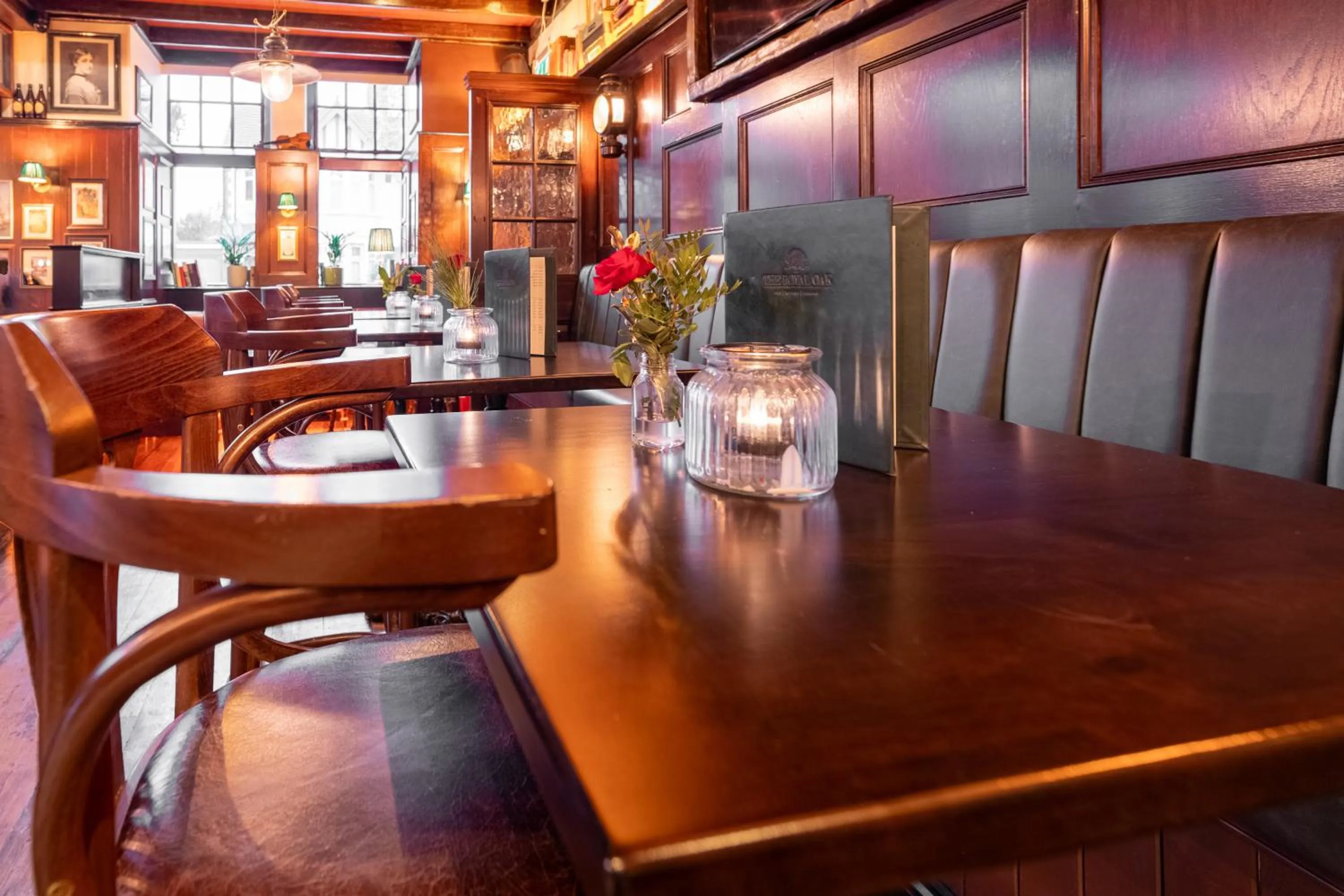 Restaurant/places to eat in The Royal Oak