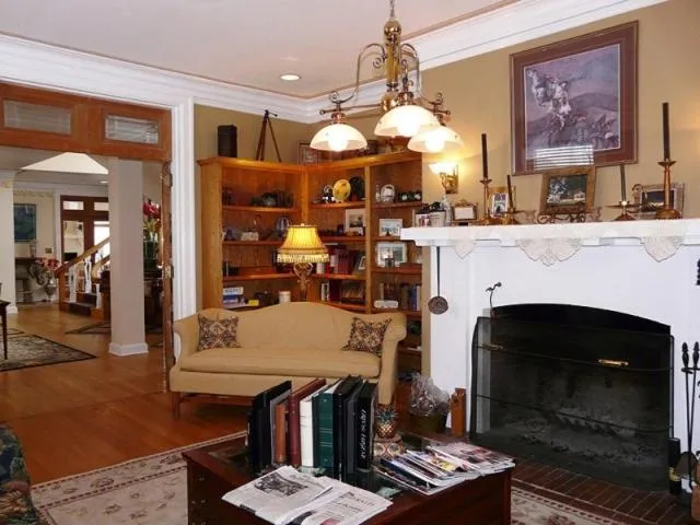 Living room in Lilac Inn