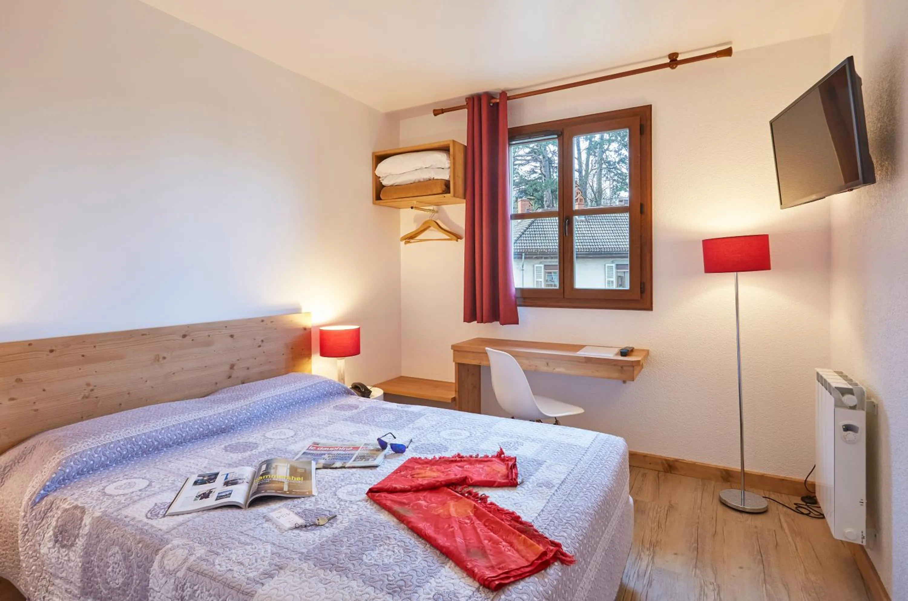 Bed in Cit'Hôtel Le National