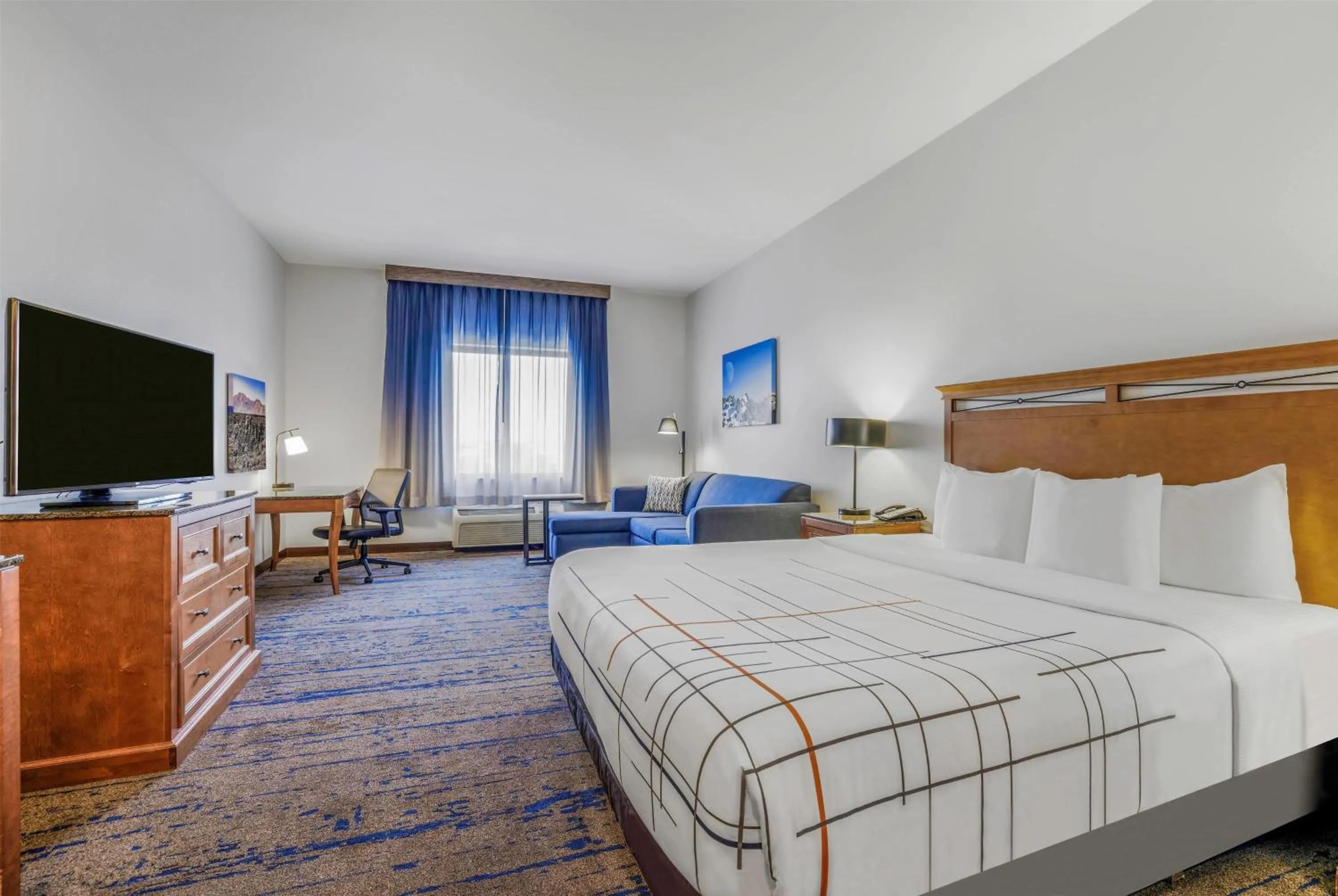 Photo of the whole room, Bed in La Quinta by Wyndham Twin Falls