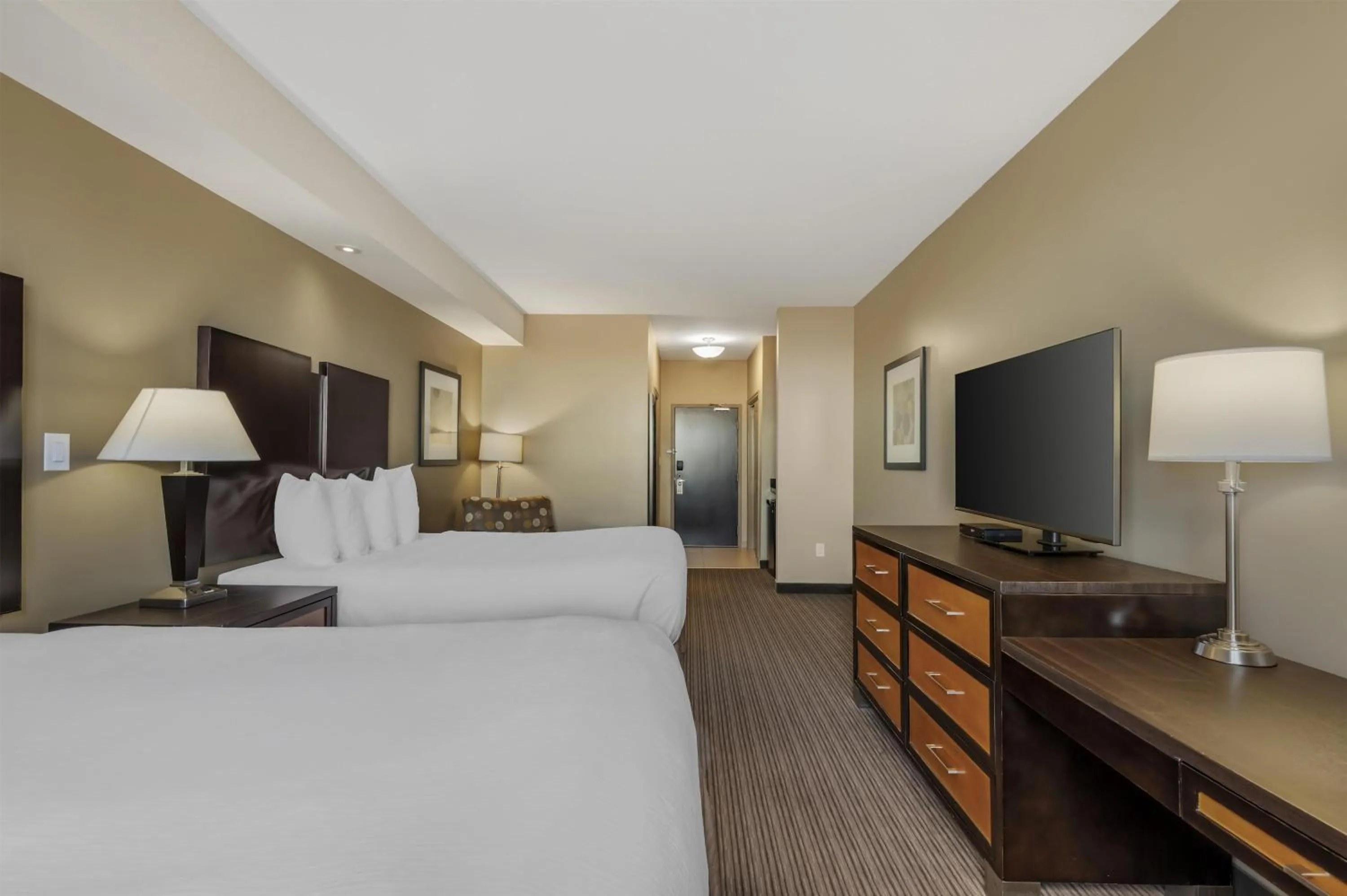 Bedroom, Bed in Best Western Plus Moose Jaw