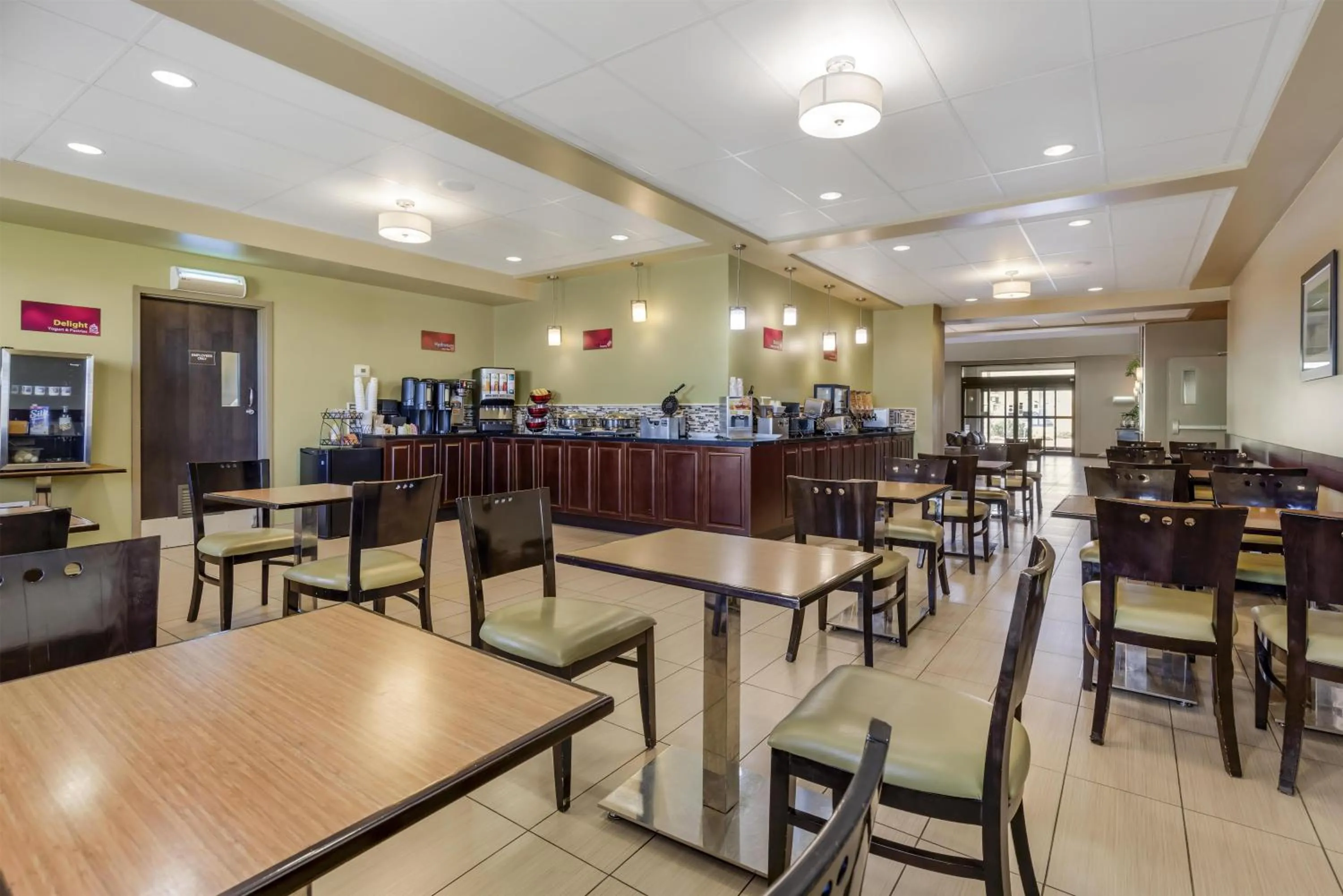 Breakfast in Best Western Plus Moose Jaw