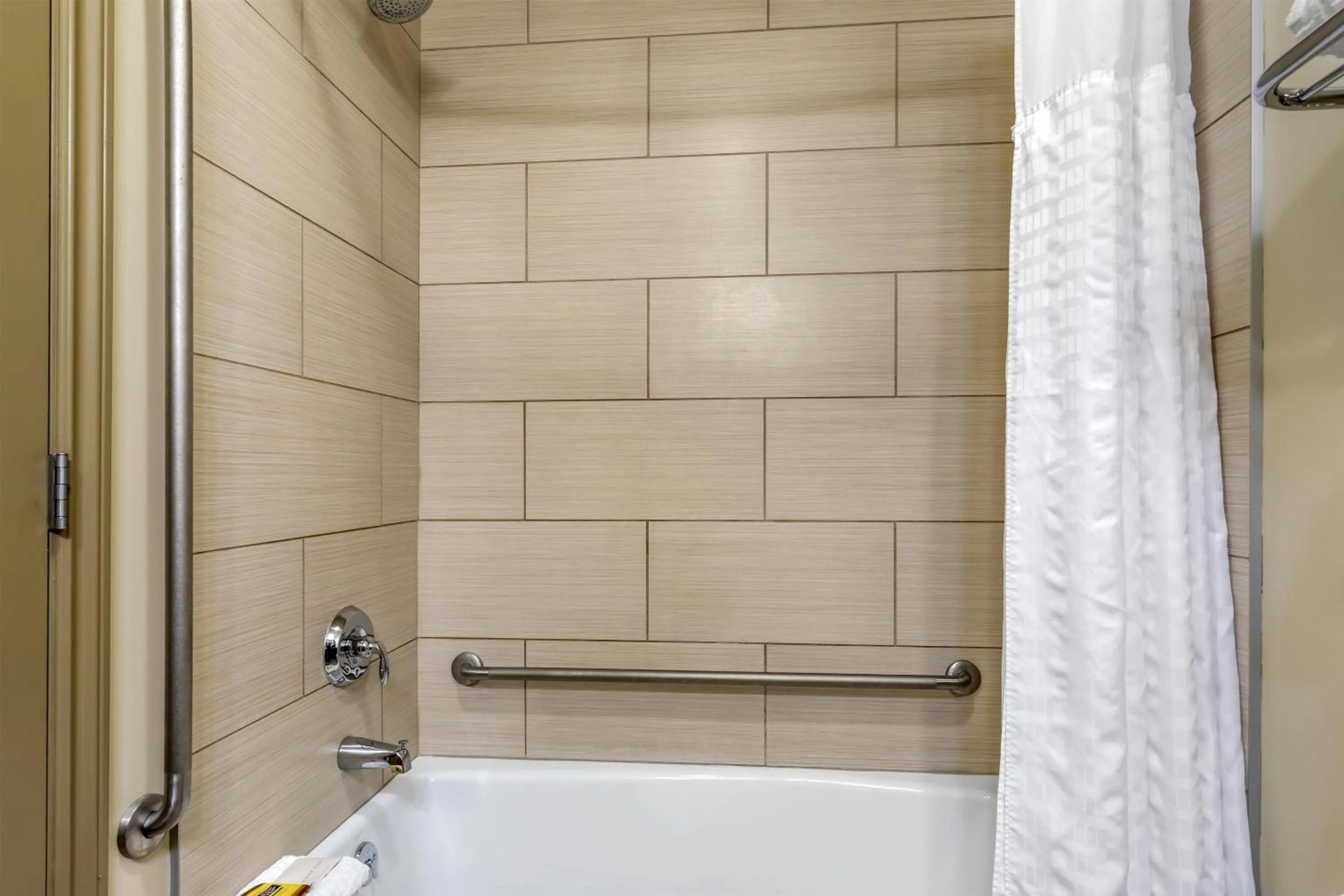 Bathroom in Best Western Plus Moose Jaw