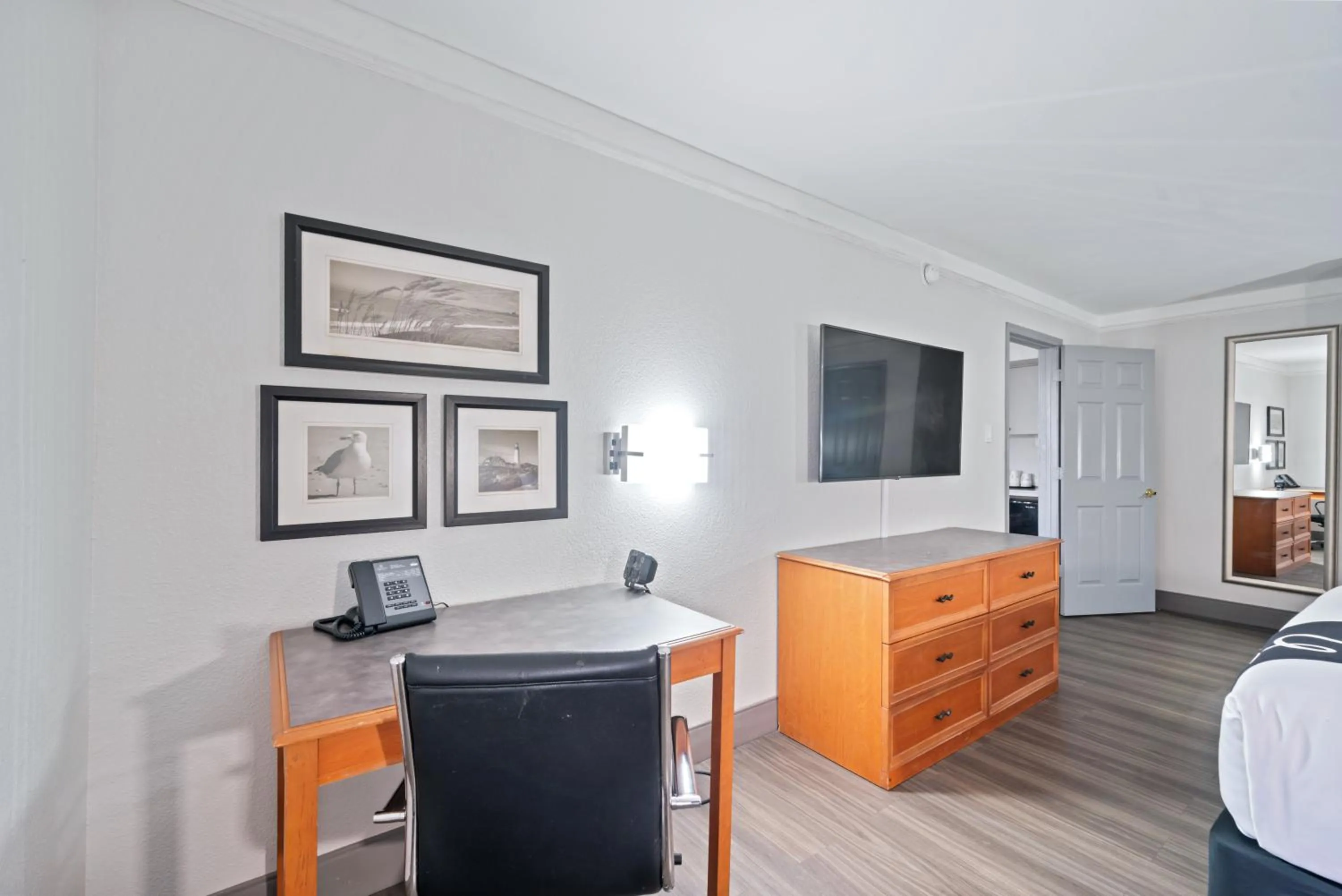 Bedroom in La Quinta Inn by Wyndham Corpus Christi North