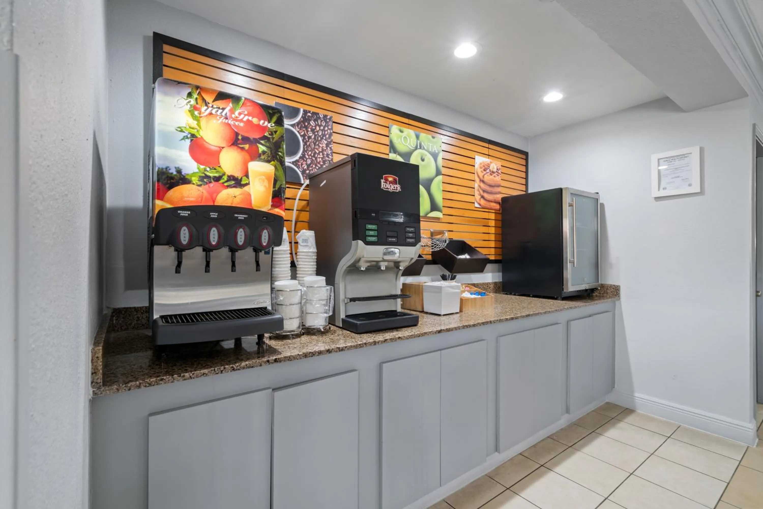 Breakfast in La Quinta Inn by Wyndham Corpus Christi North