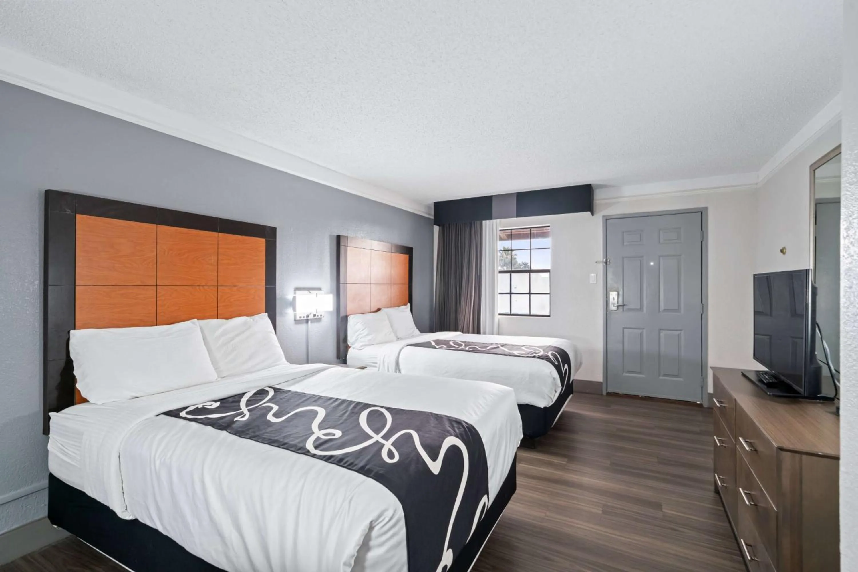 Photo of the whole room in La Quinta Inn by Wyndham Corpus Christi North