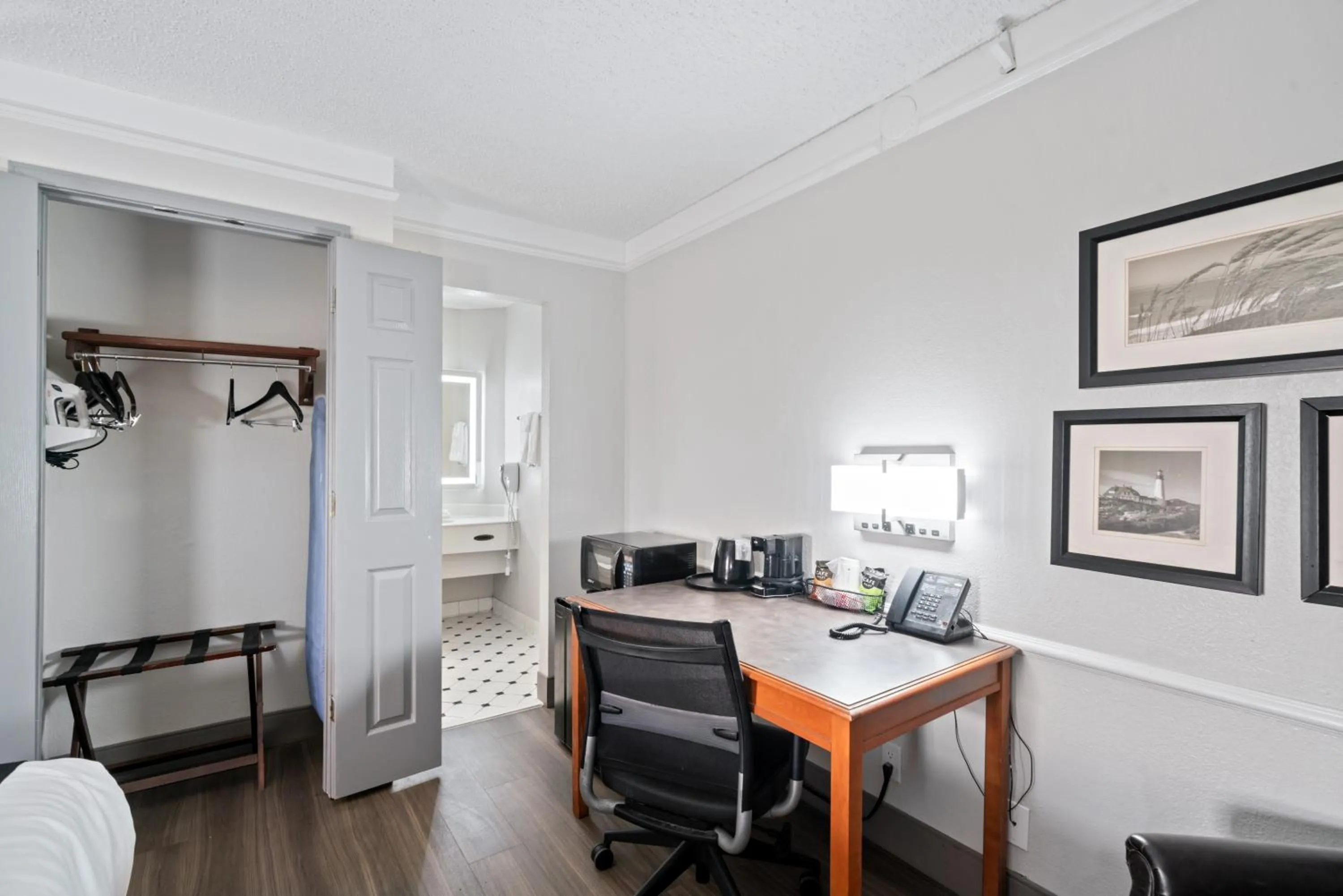 Bedroom in La Quinta Inn by Wyndham Corpus Christi North