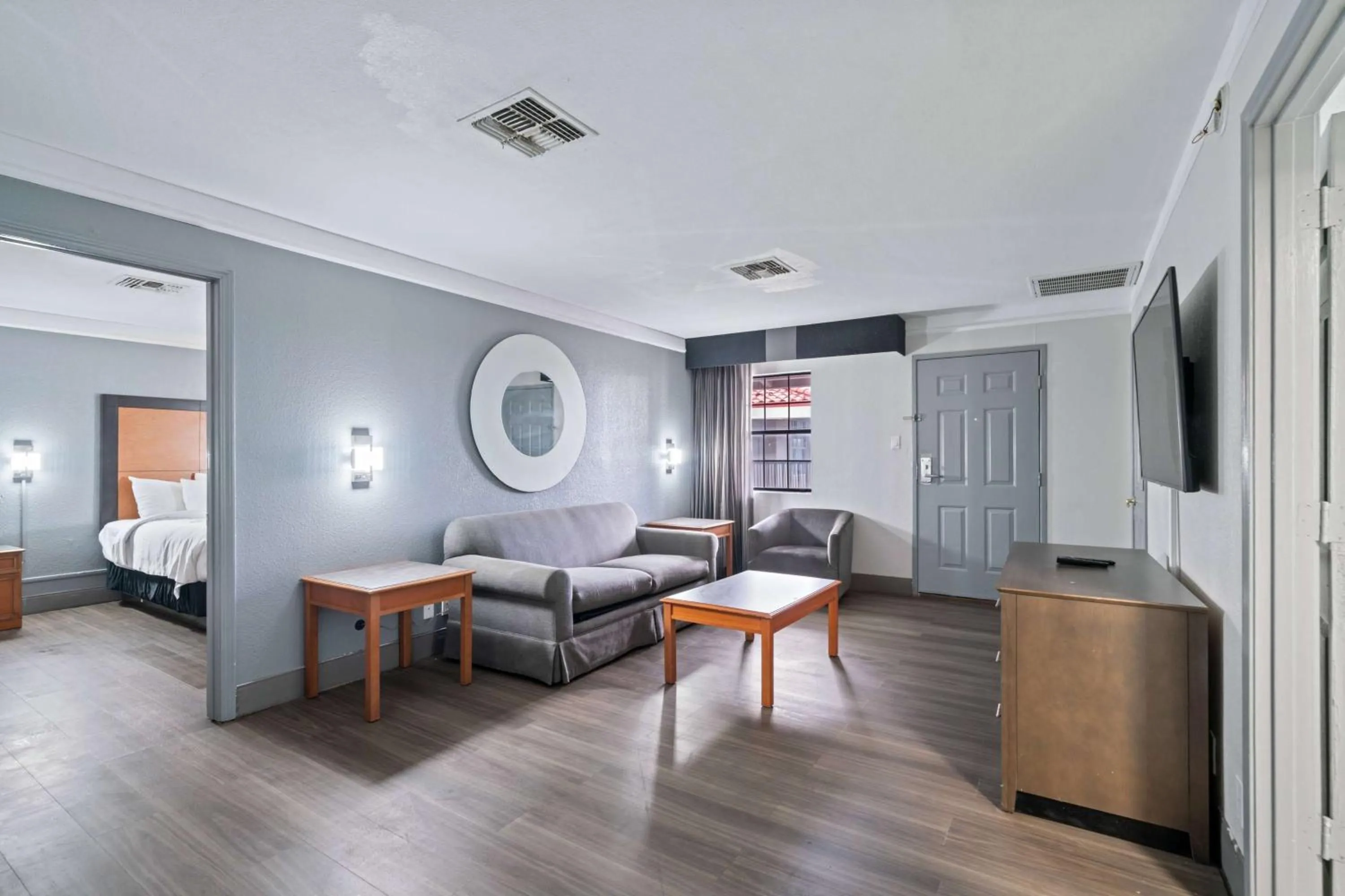 Photo of the whole room in La Quinta Inn by Wyndham Corpus Christi North