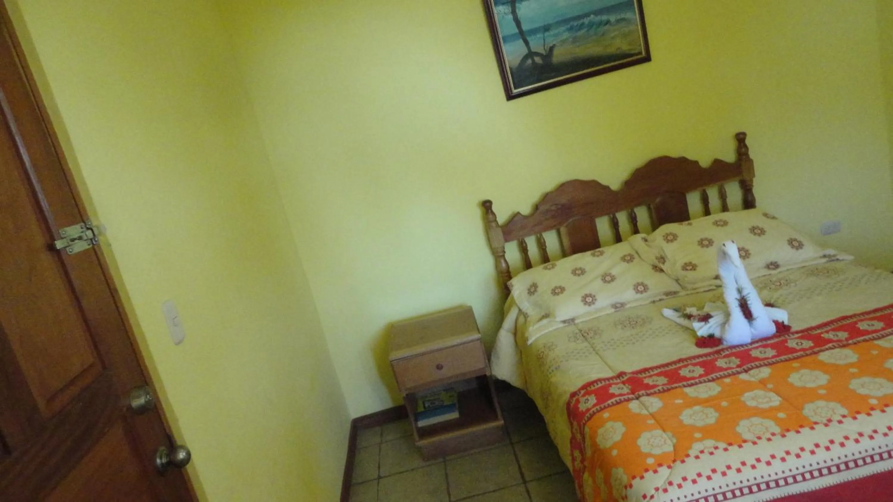 Bed in Hotel Santa Ana Liberia Airport