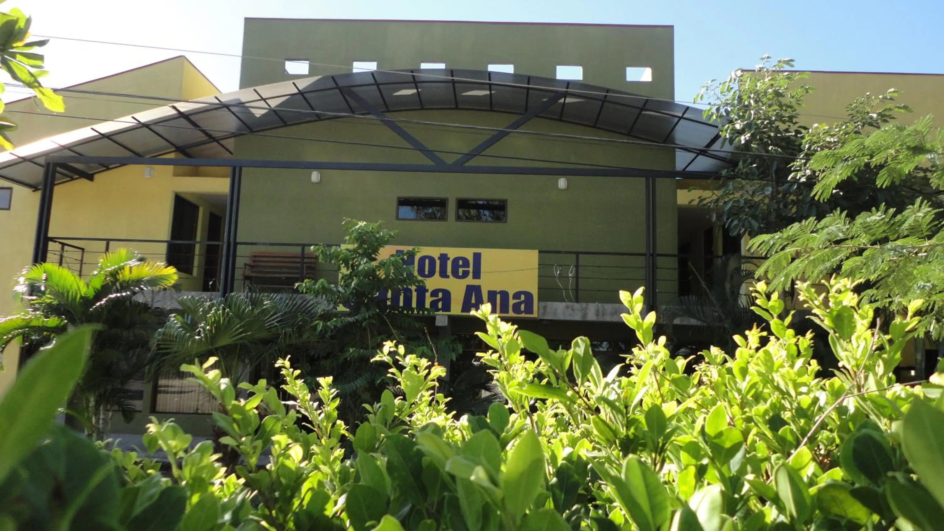 Facade/entrance in Hotel Santa Ana Liberia Airport