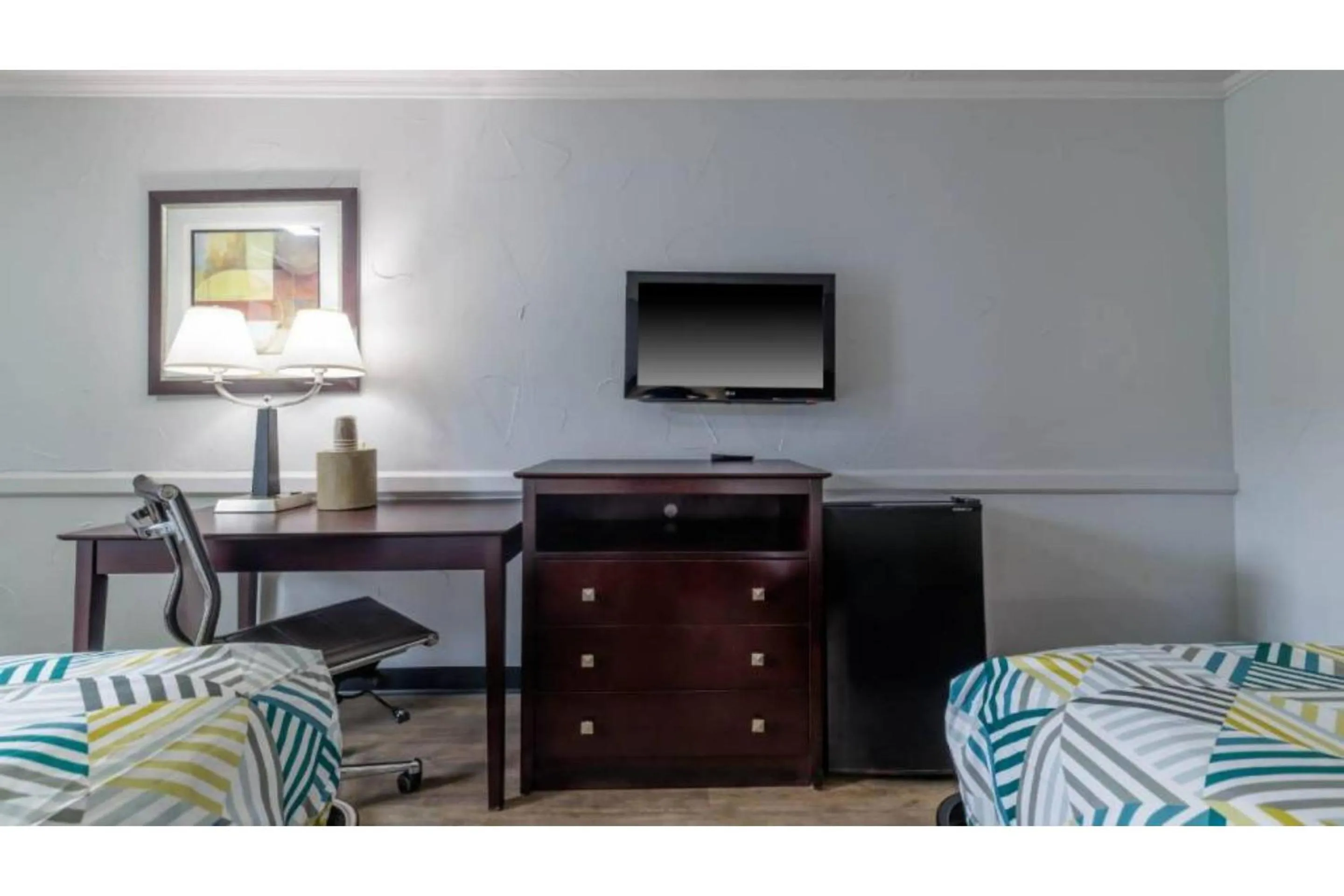 Bedroom in Motel 6 Dallas TX Downtown