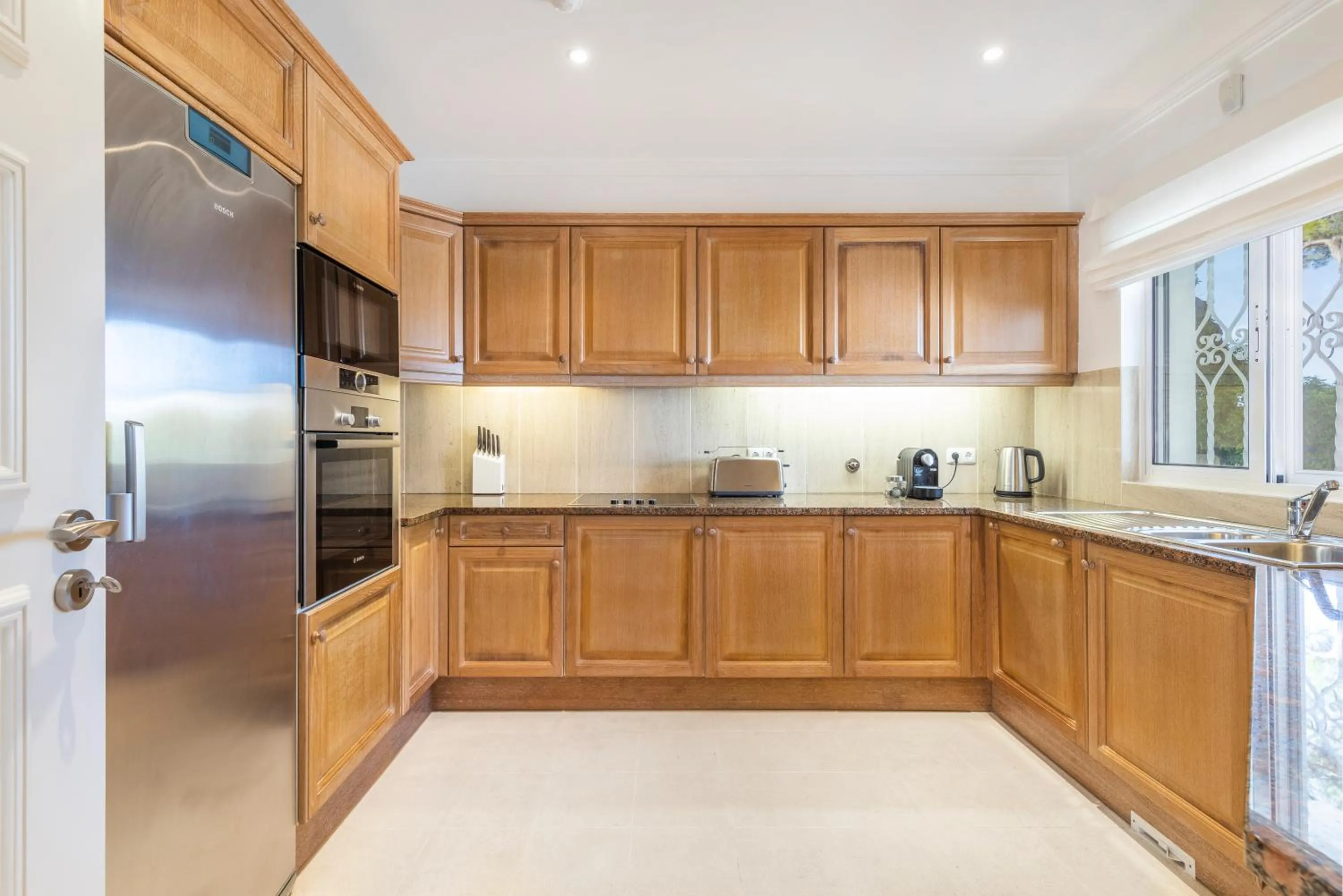 Kitchen or kitchenette in Encosta Do Lago Resort Club