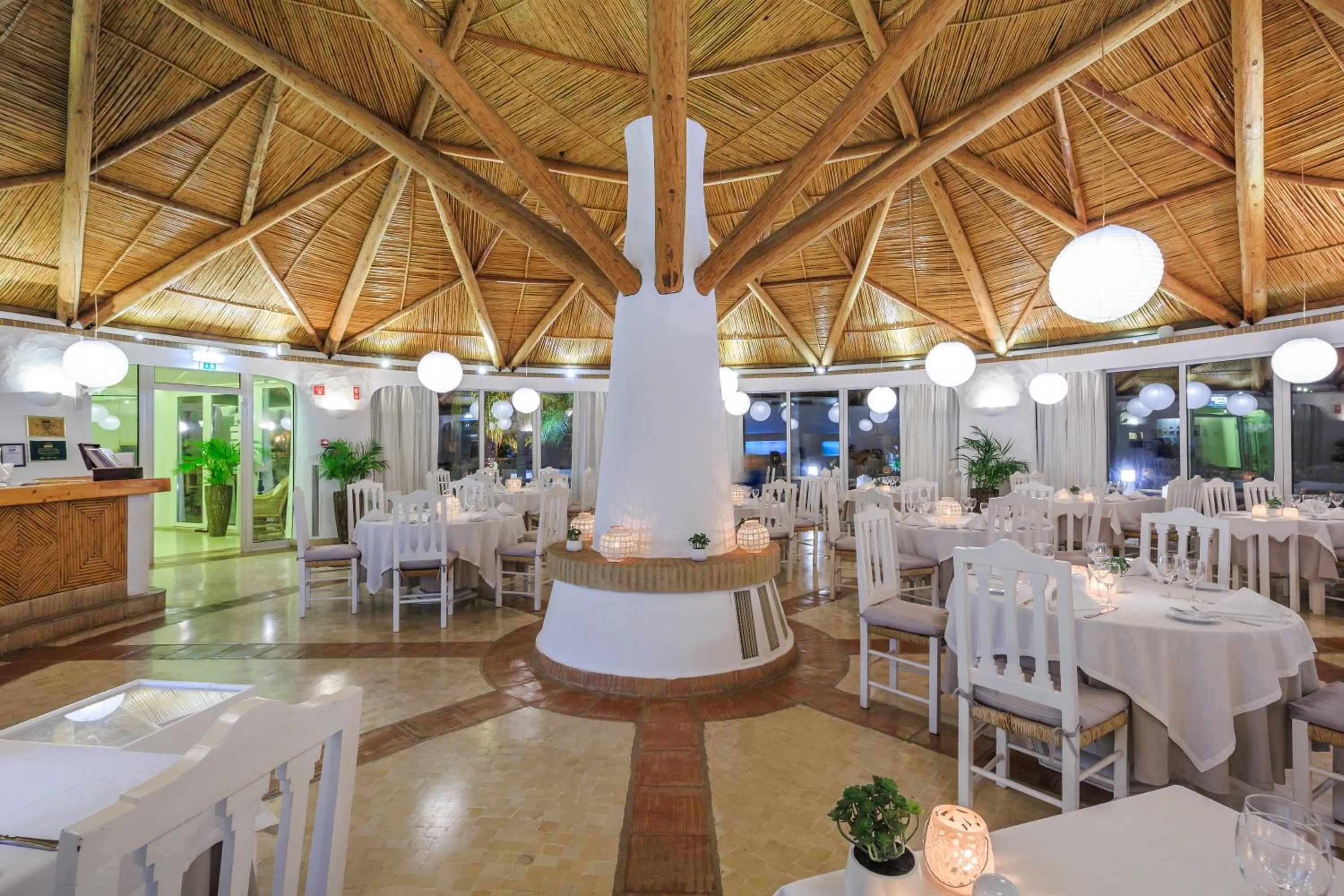 Food and drinks in Encosta Do Lago Resort Club
