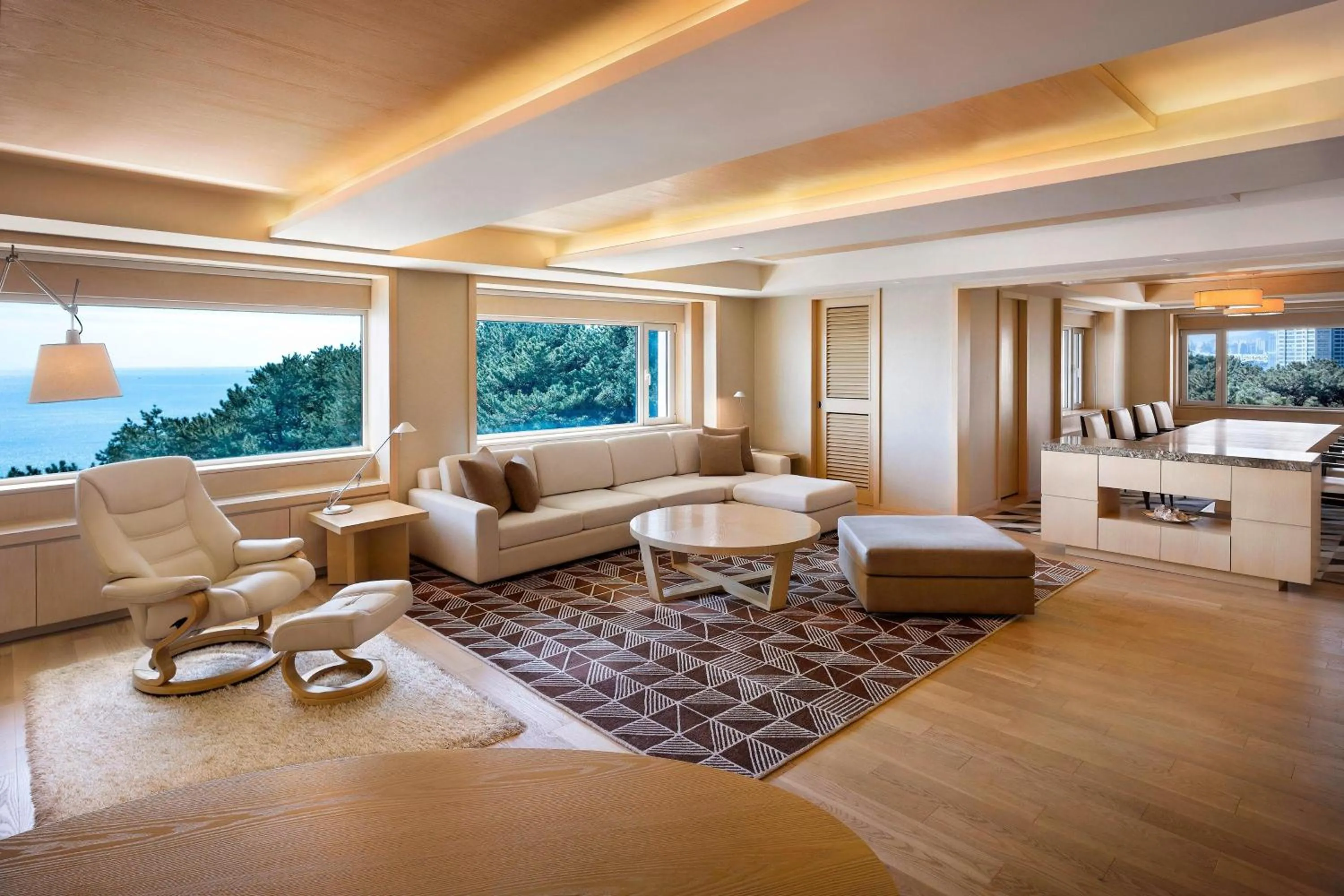 Living room in The Westin Josun Busan