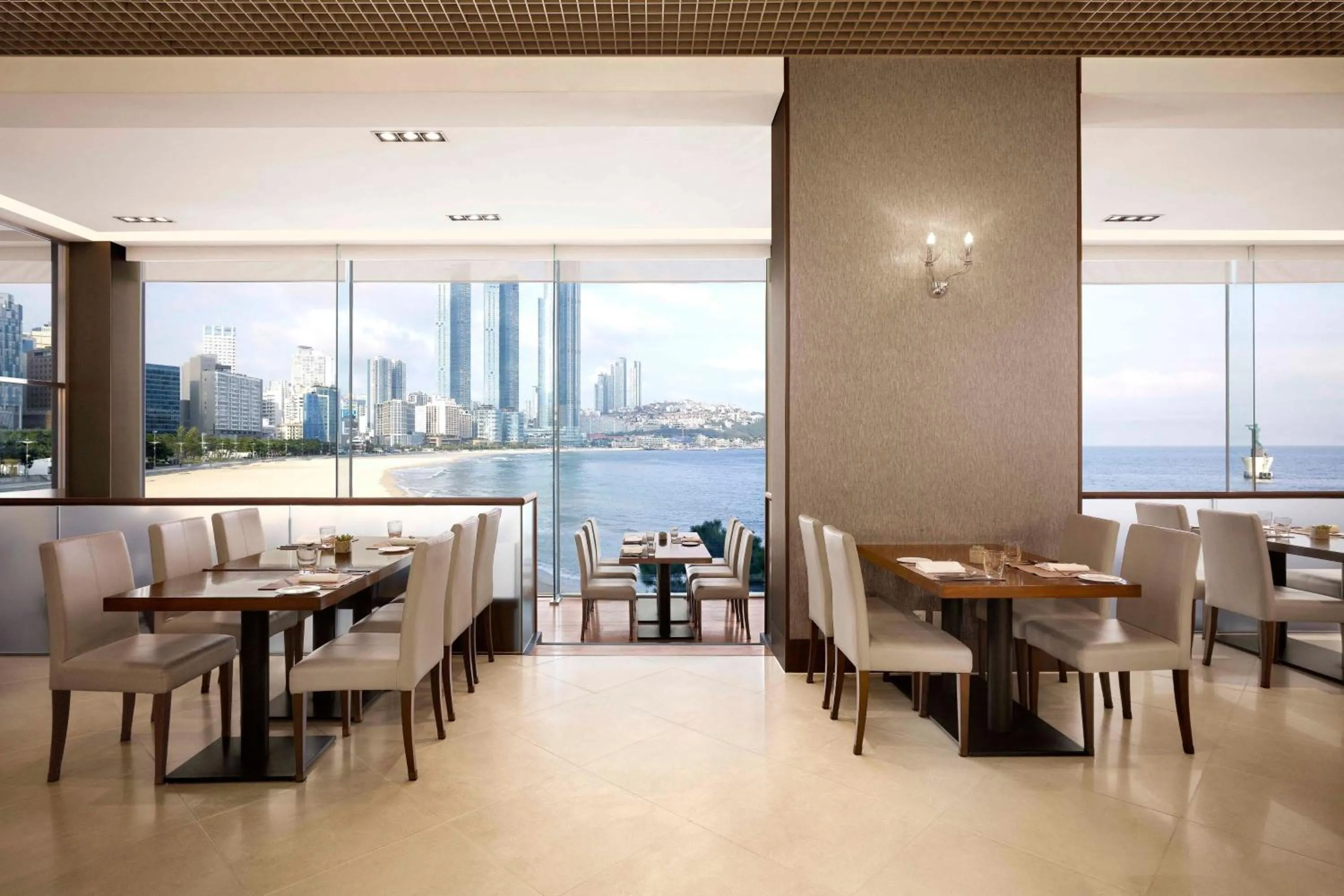 Restaurant/places to eat in The Westin Josun Busan