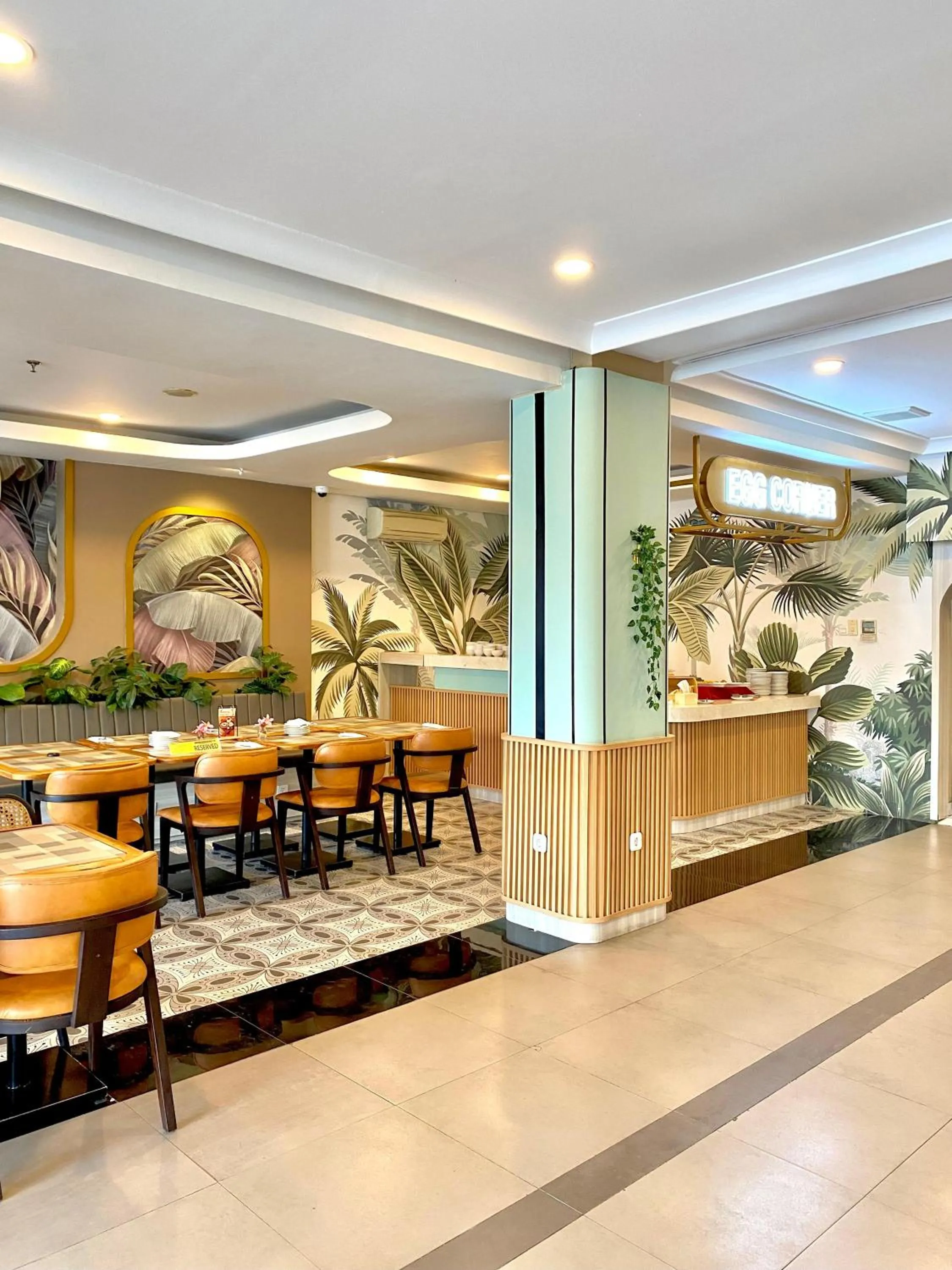 MaxOneHotels.com at Vivo Palembang
