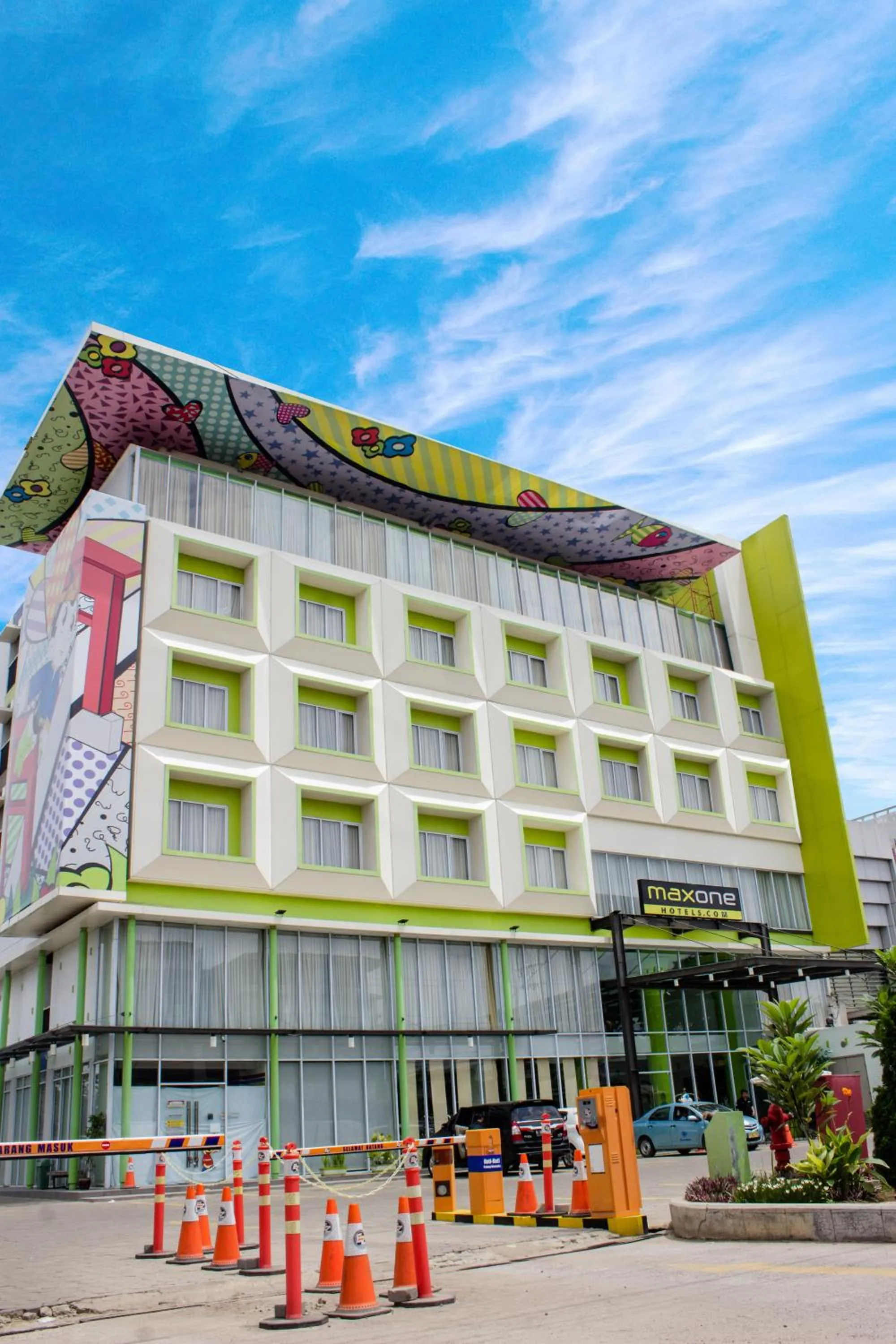 MaxOneHotels.com at Vivo Palembang