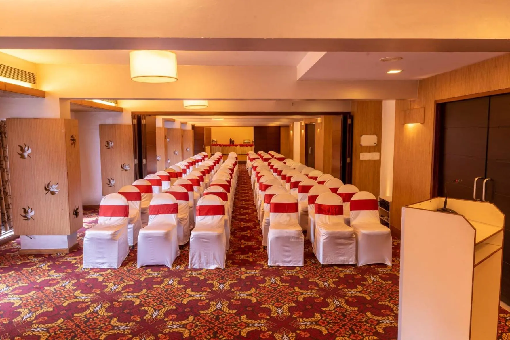 Banquet/Function facilities in La-Paz Gardens Beacon Hotel - Vasco da Gama Goa