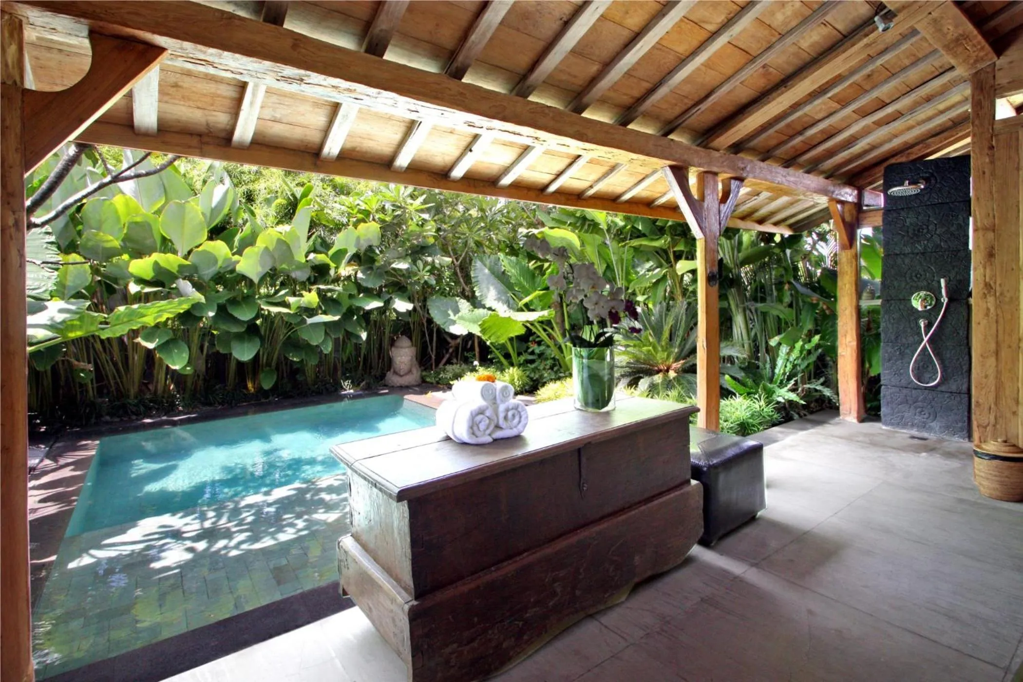 Swimming pool in Blue Karma Village