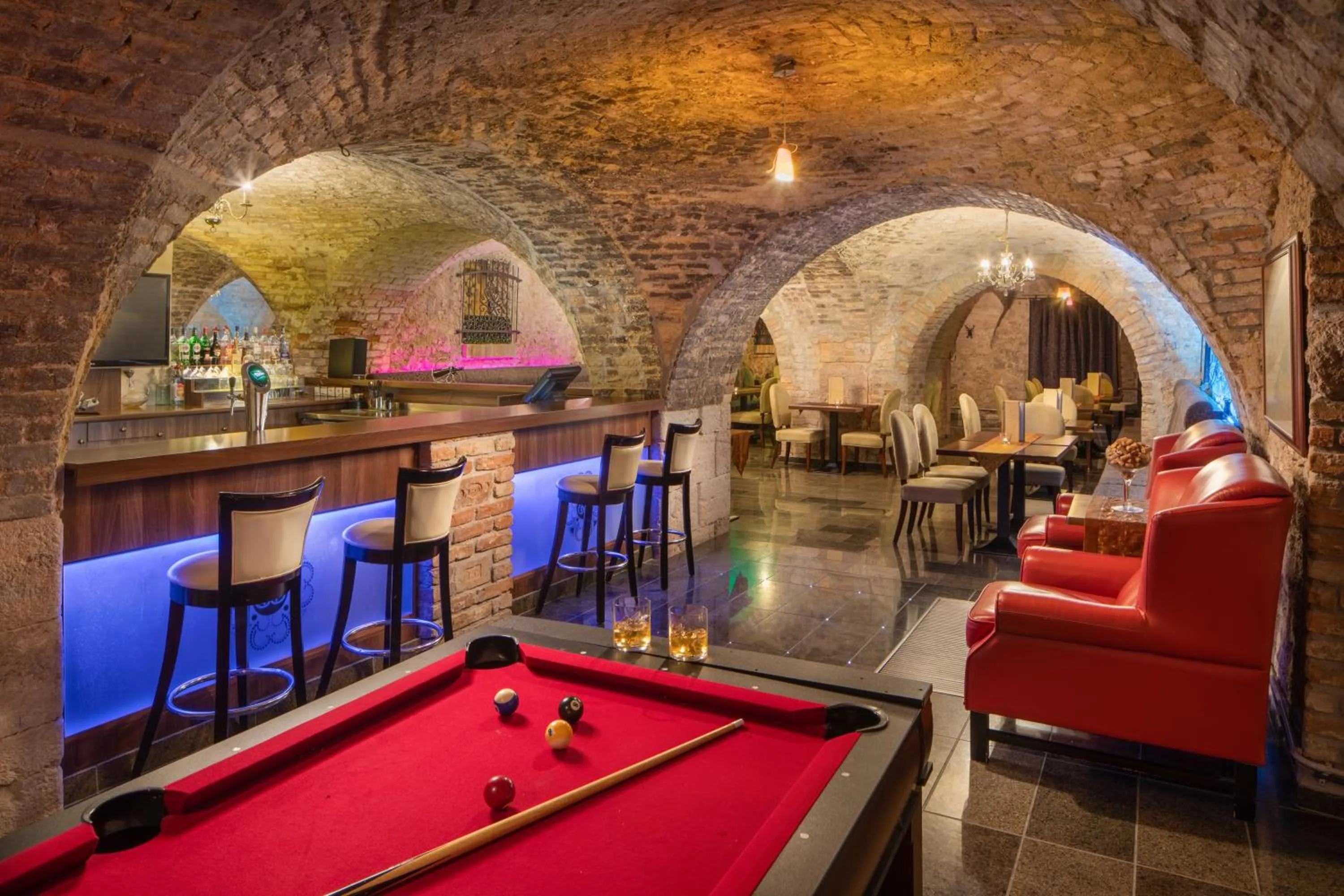 Billiard in Hotel Kristály Imperial