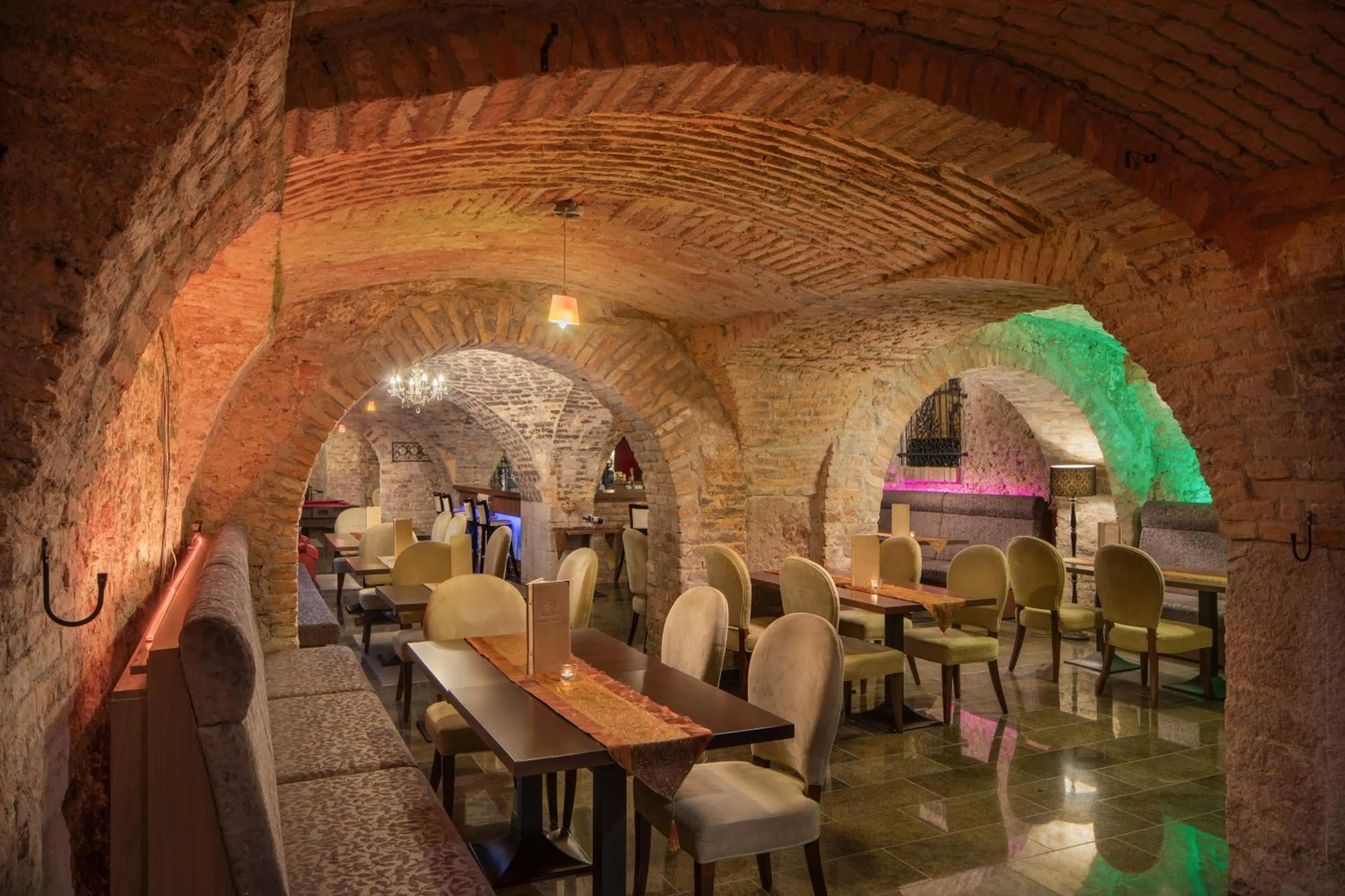 Lounge or bar in Hotel Kristály Imperial