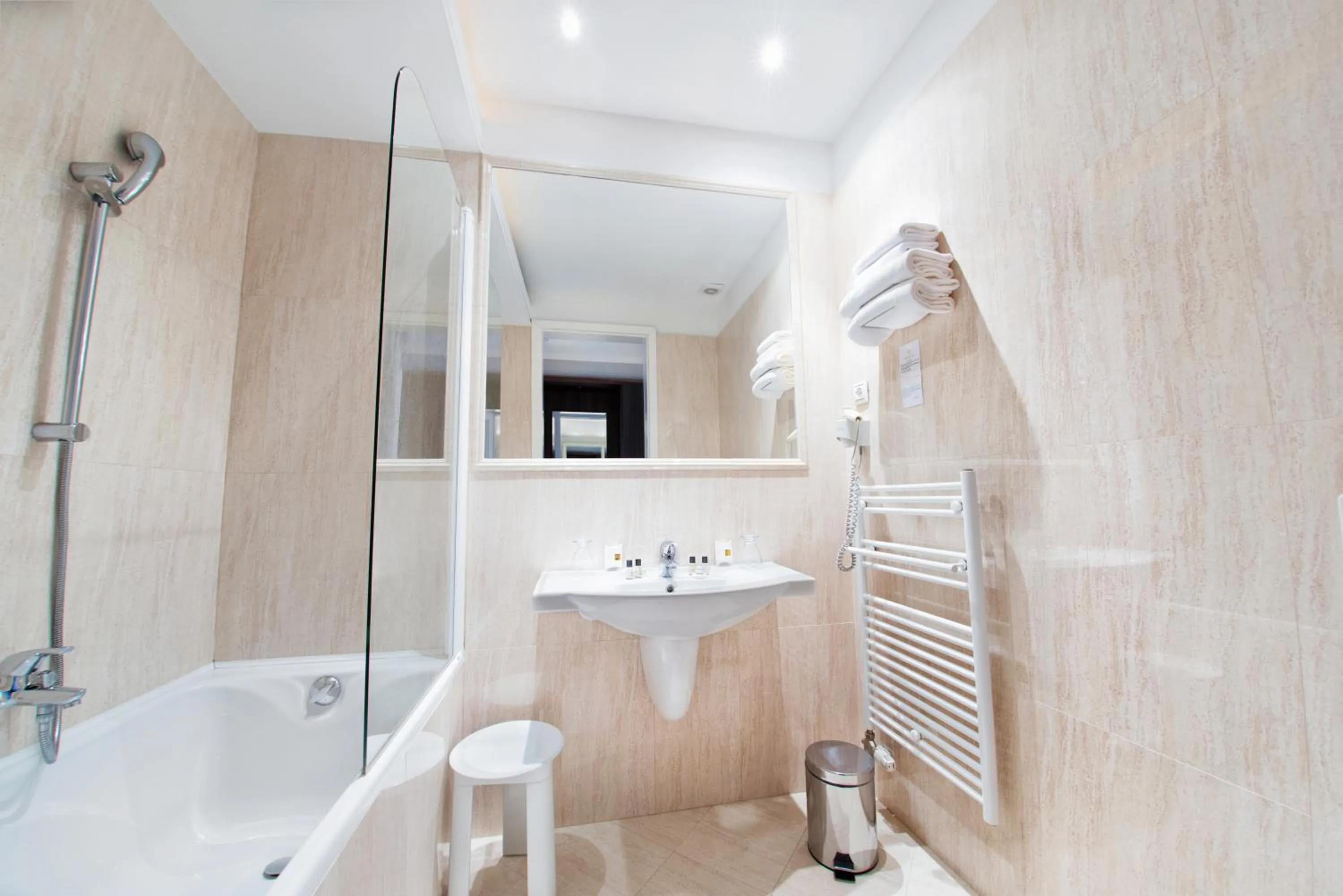 Bathroom in Hotel Kristály Imperial