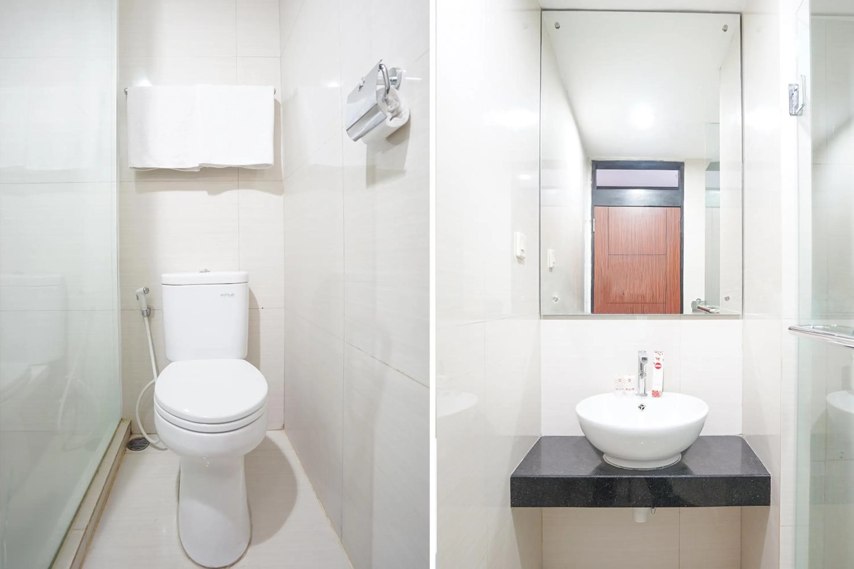 Bathroom in New Grand Park Hotel