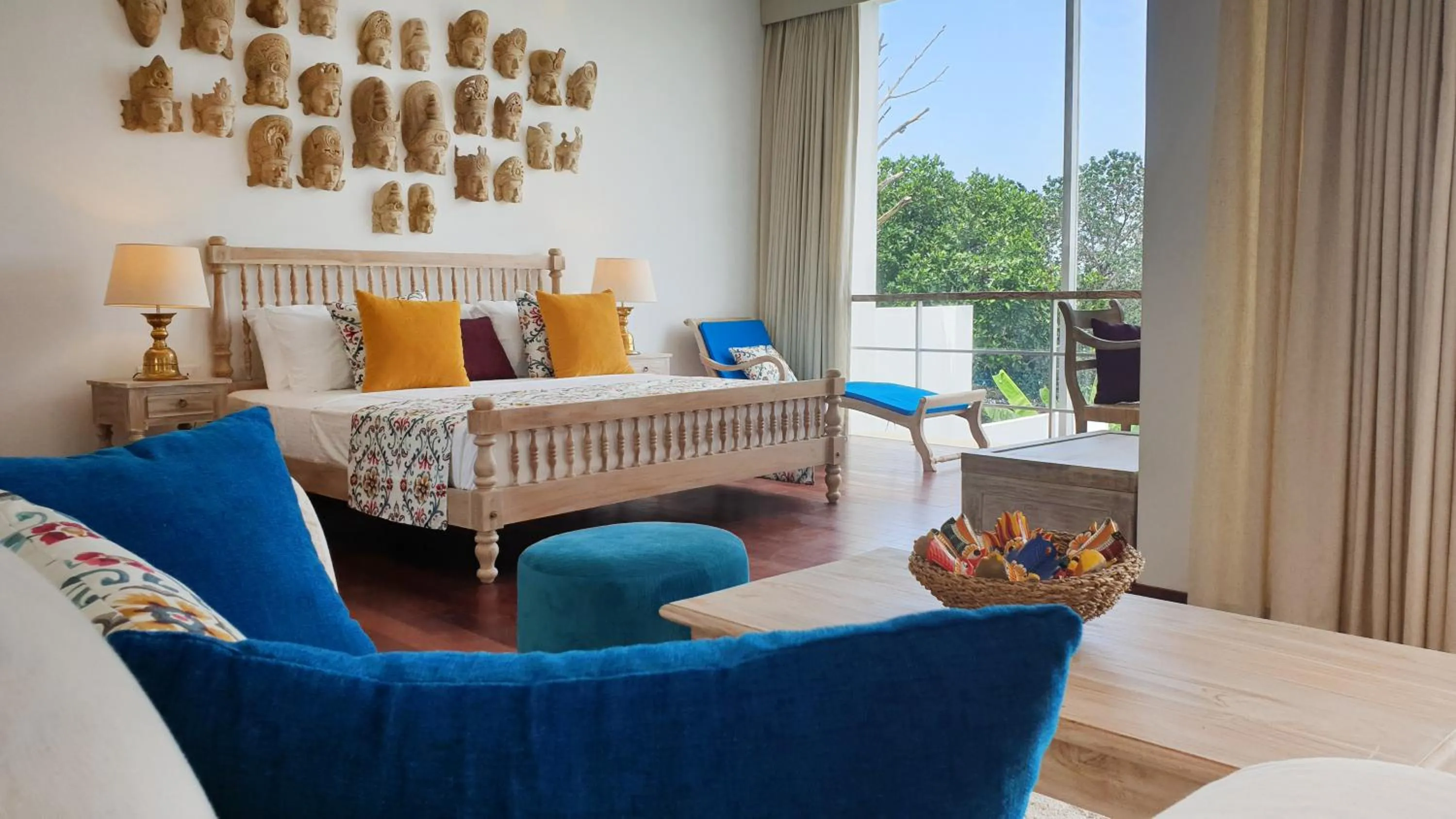 Bed in 33 Lake Terrace