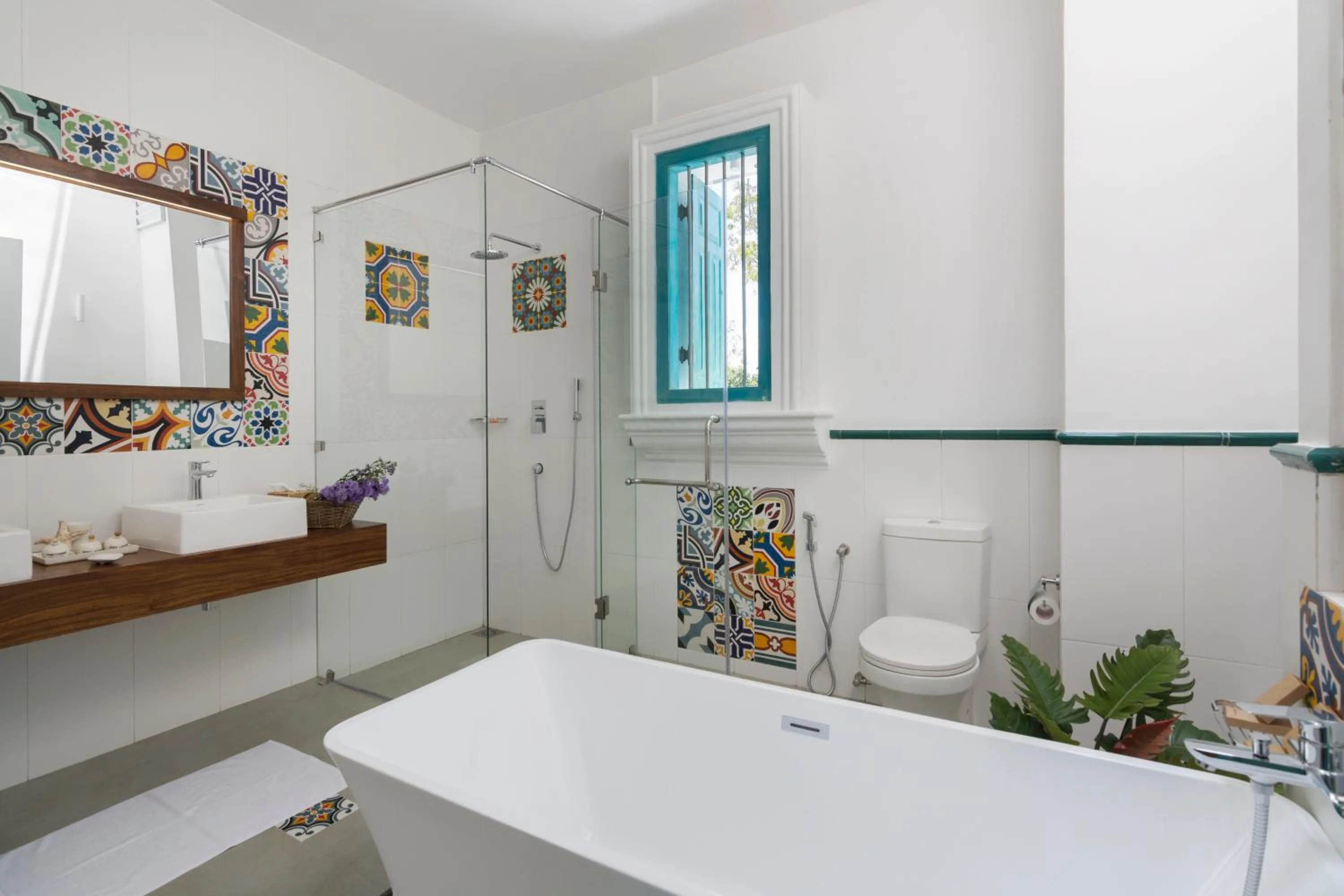 Shower in 33 Lake Terrace