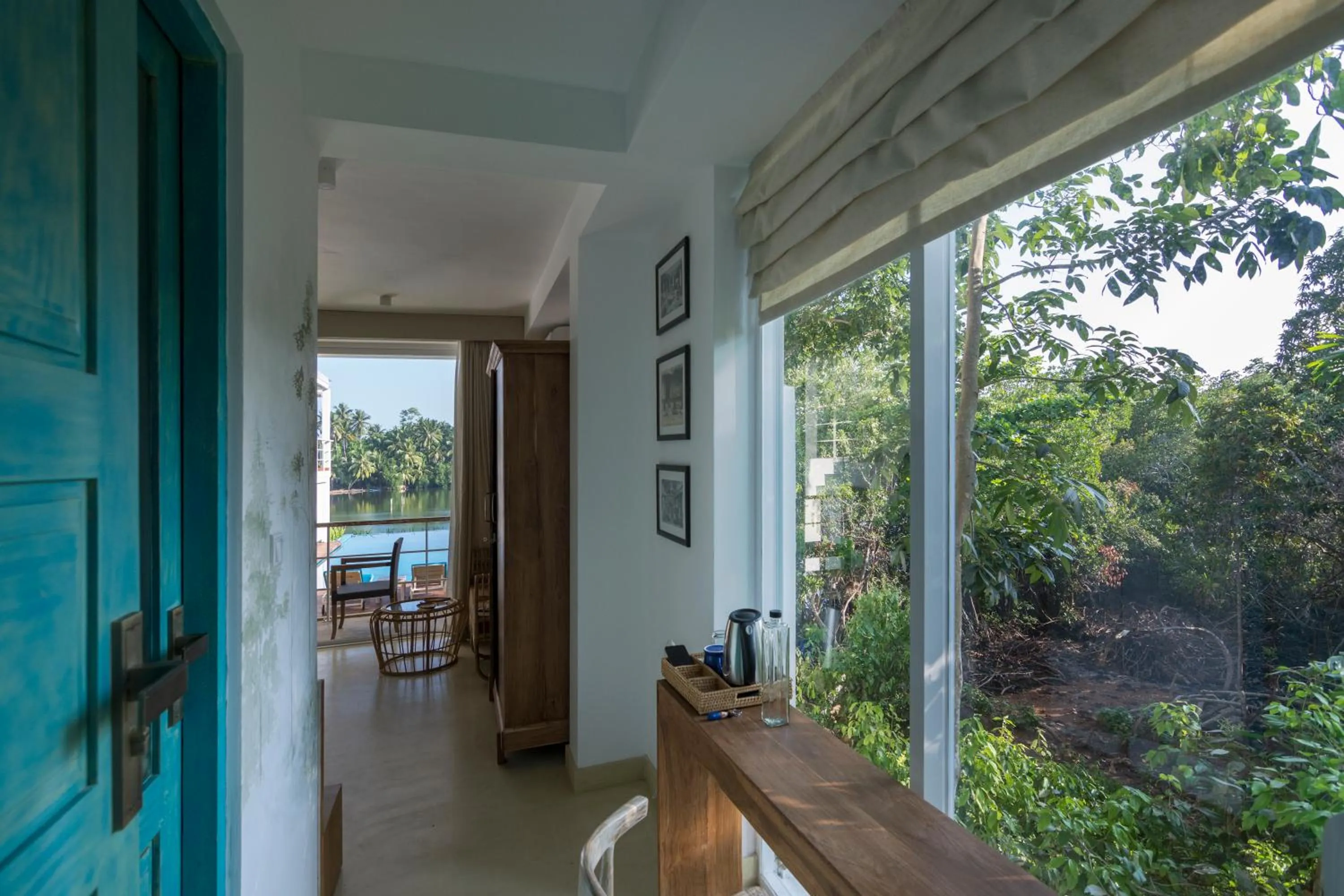 Garden view in 33 Lake Terrace