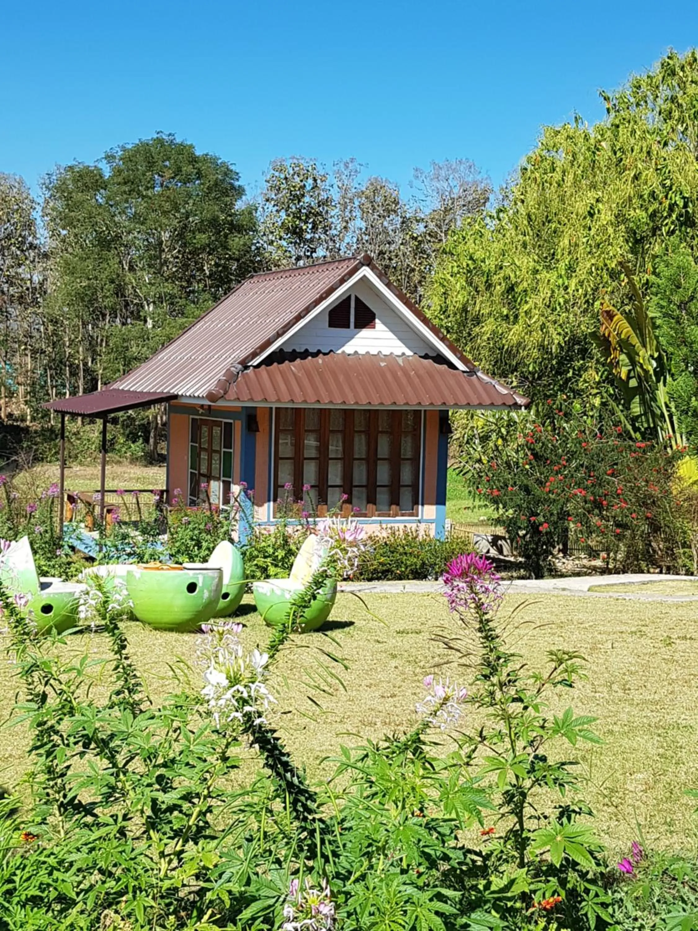 Property building in Odour Pai