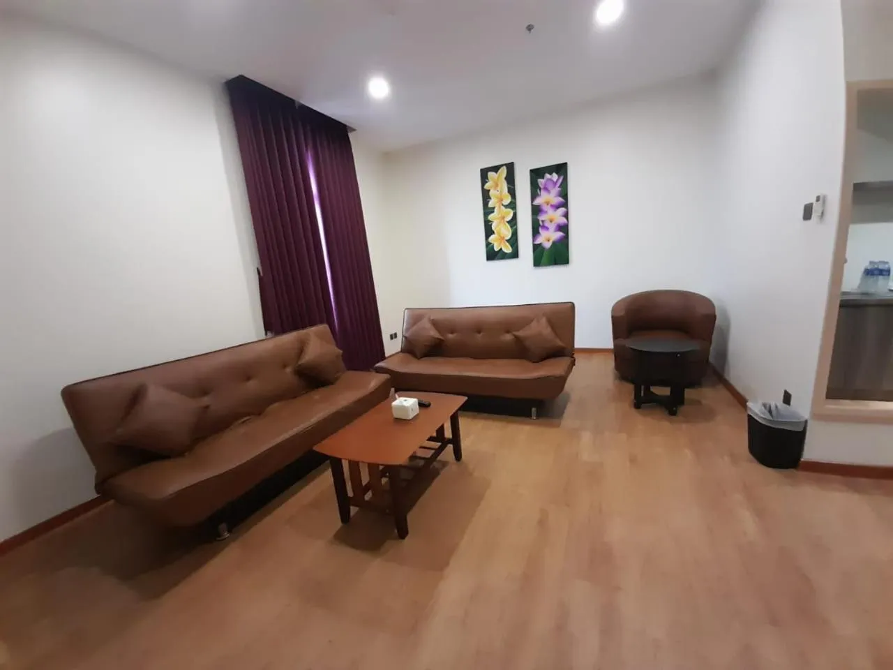 Living room in Blitz Hotel Batam Centre