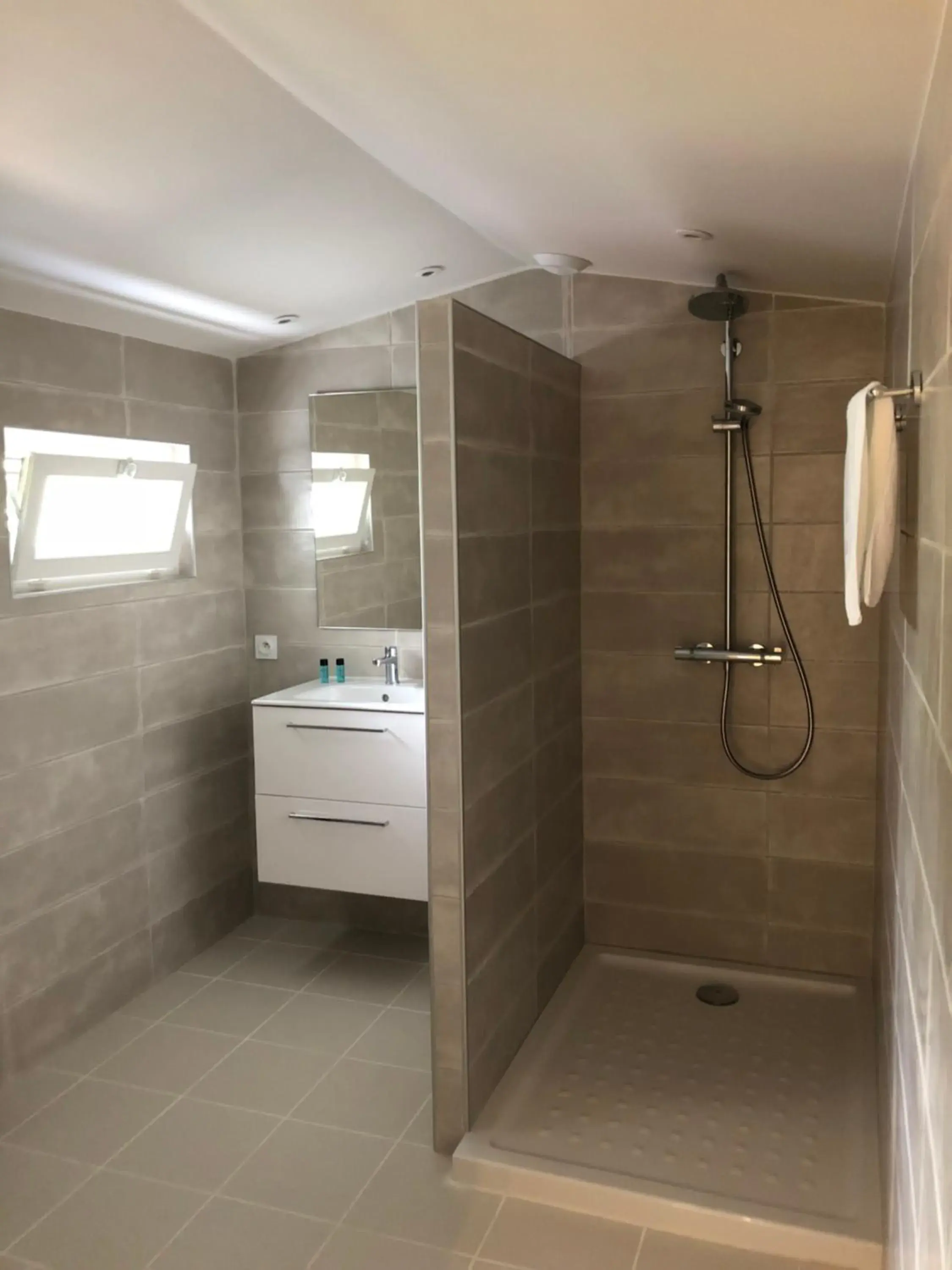 Double Room in L’île aux Bateaux Double Room in L’île aux Bateaux