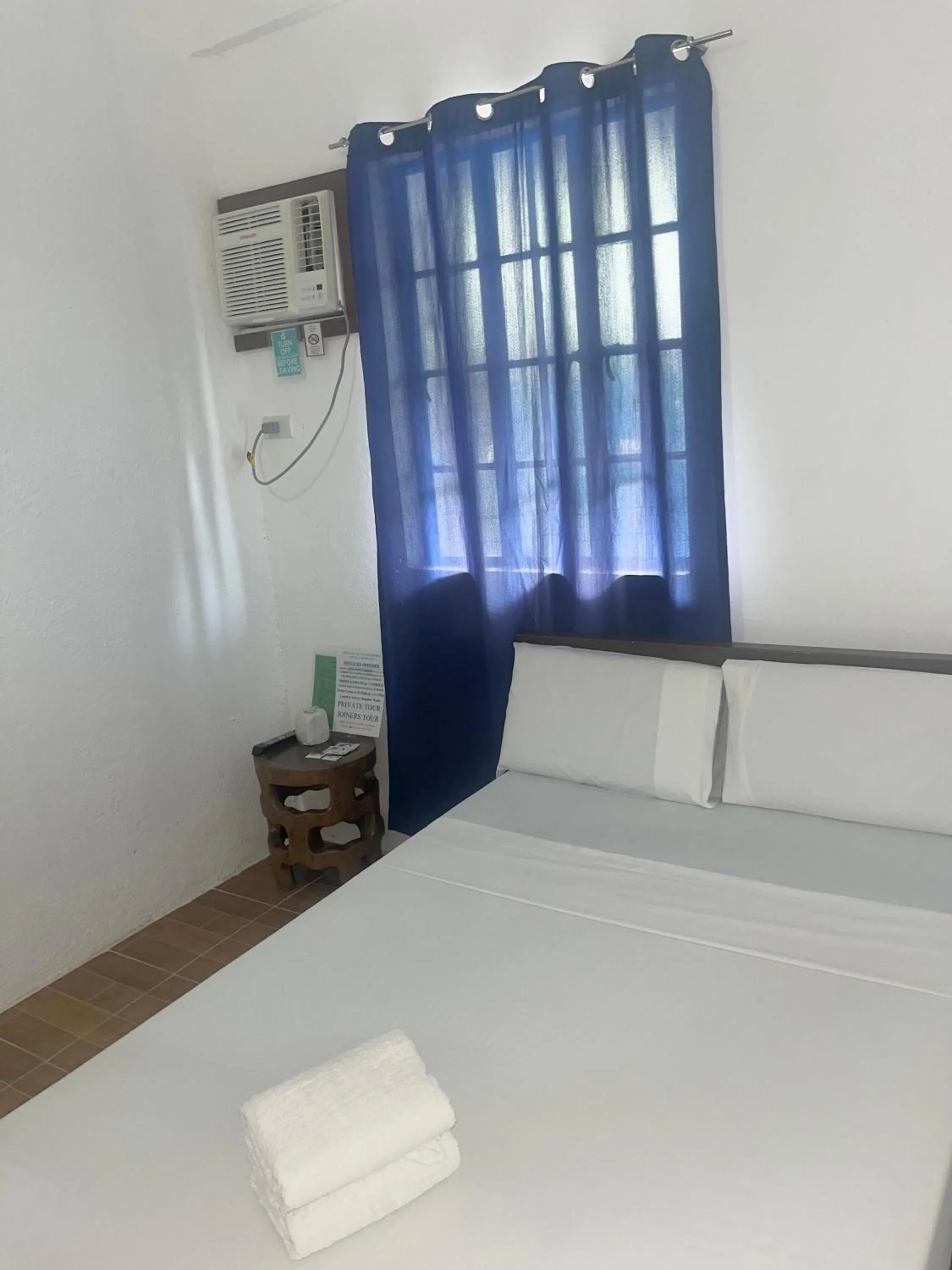 Bed in Casa Montemar Heights