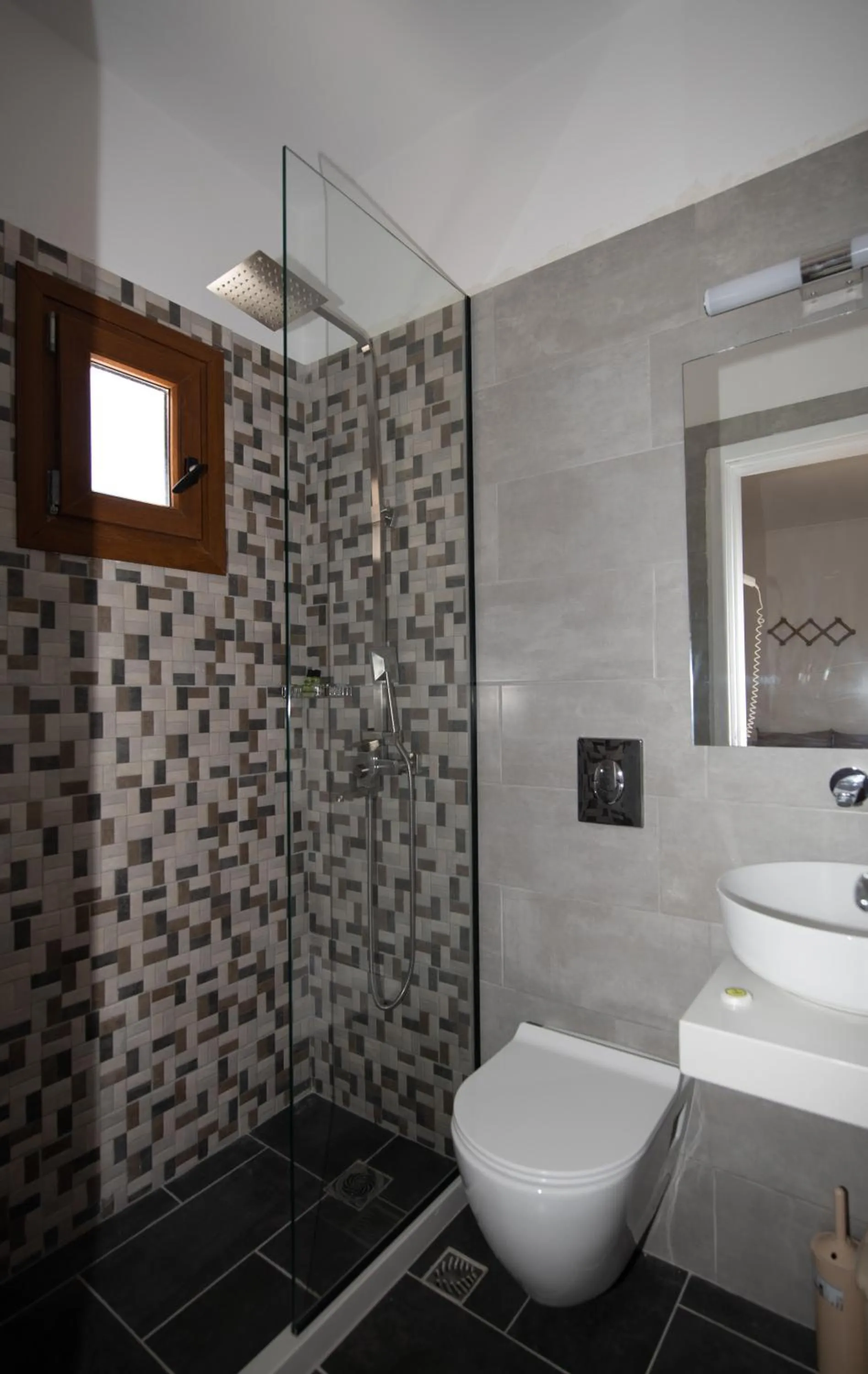 Shower in Orfeas Apartments