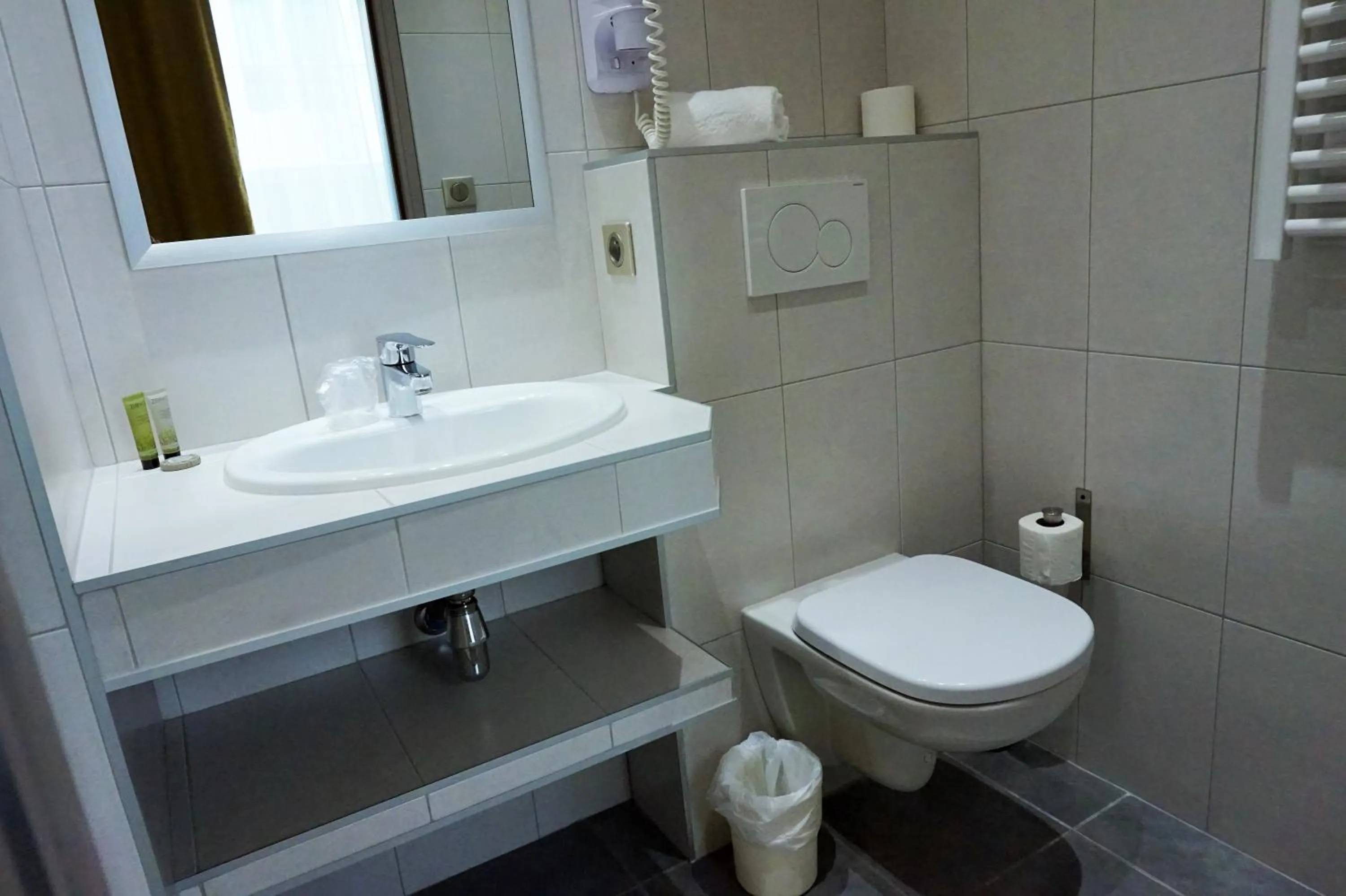 Bathroom in Hotel de la Couronne