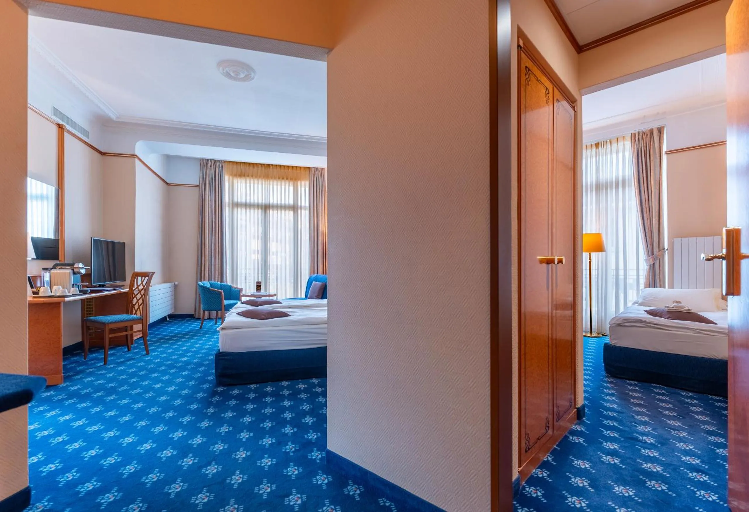 Family, Bed in Hotel Mirabeau, BW Signature Collection, Lausanne