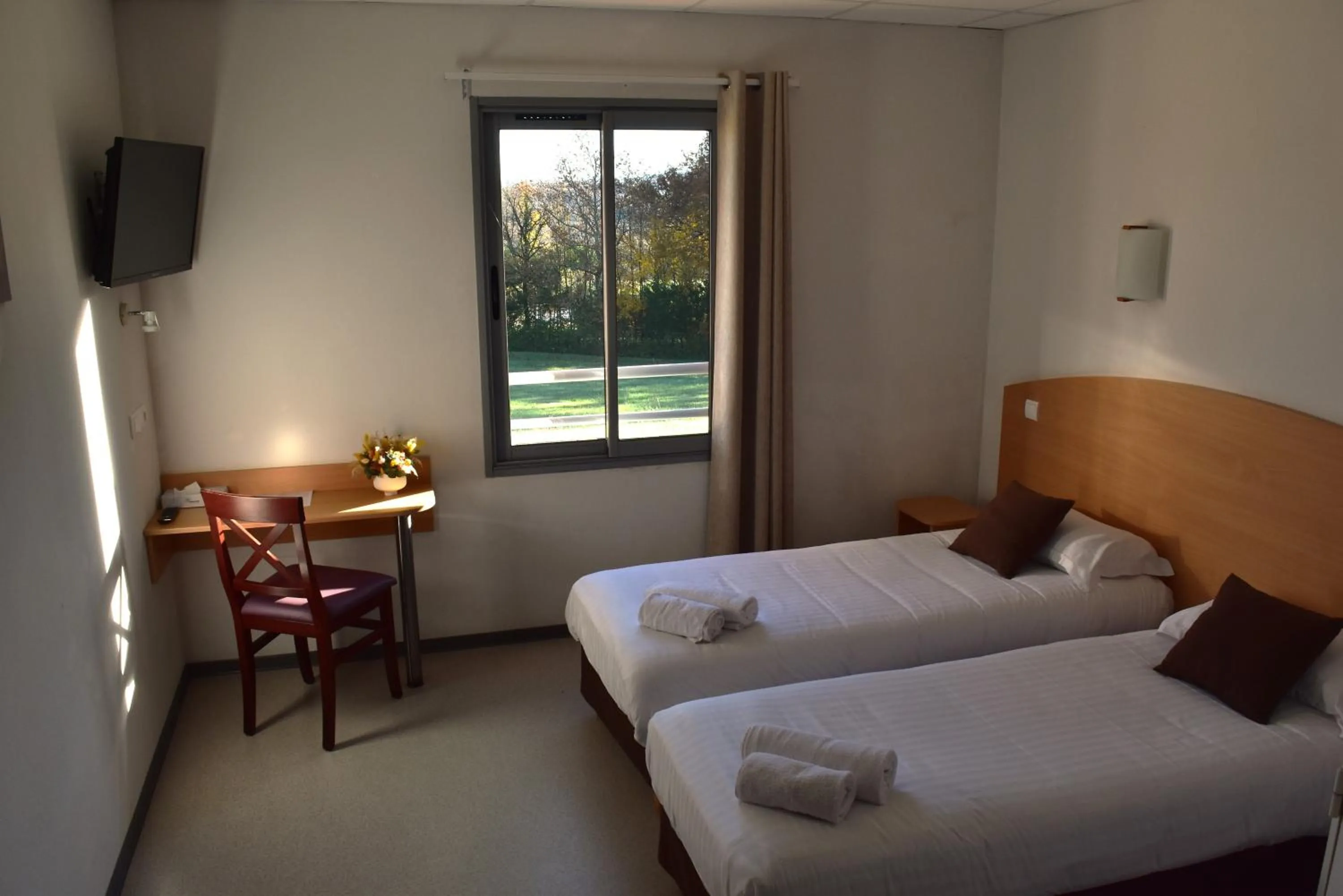 Photo of the whole room, Bed in Au Périgord Noir