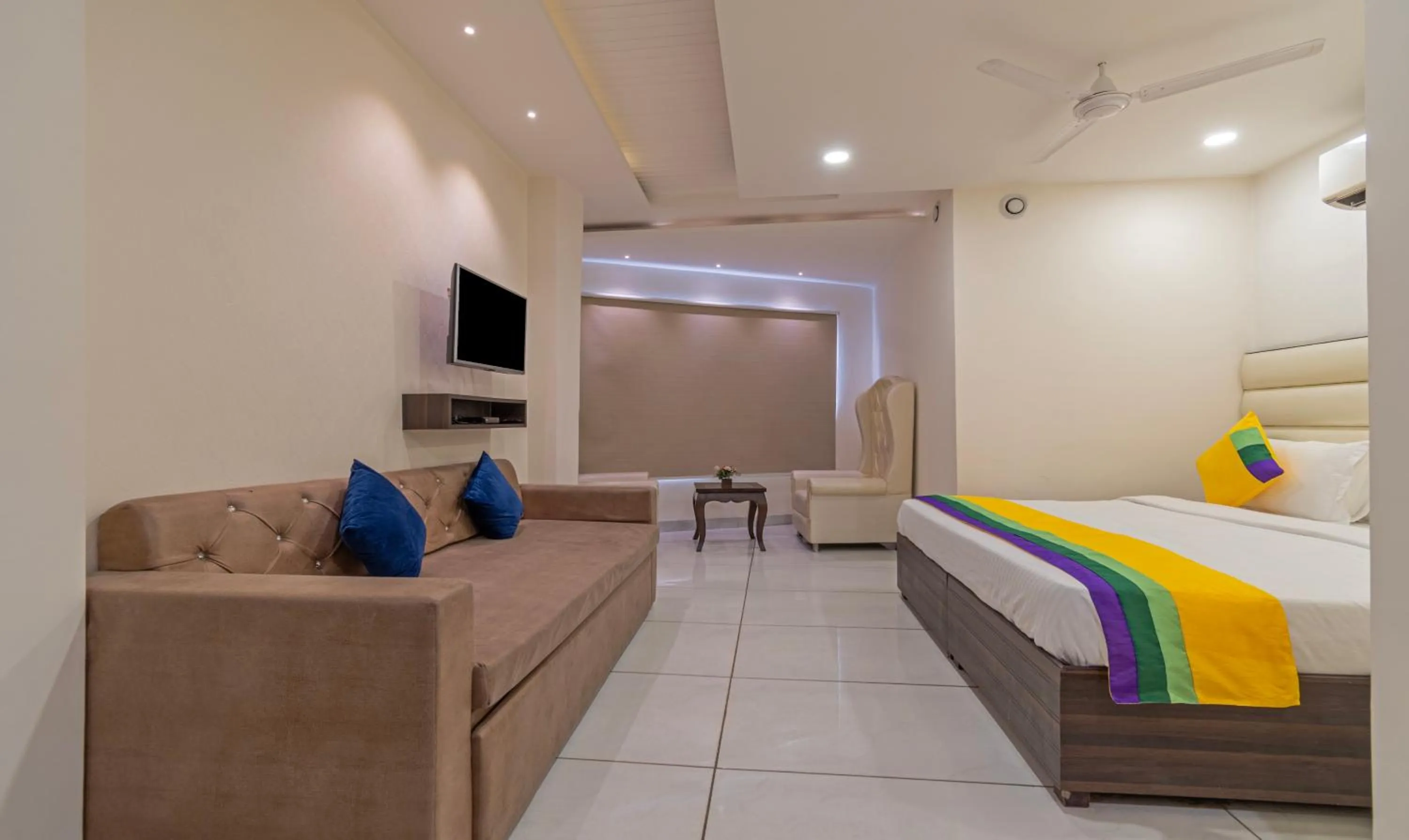 Bed in Itsy Hotels P Grand