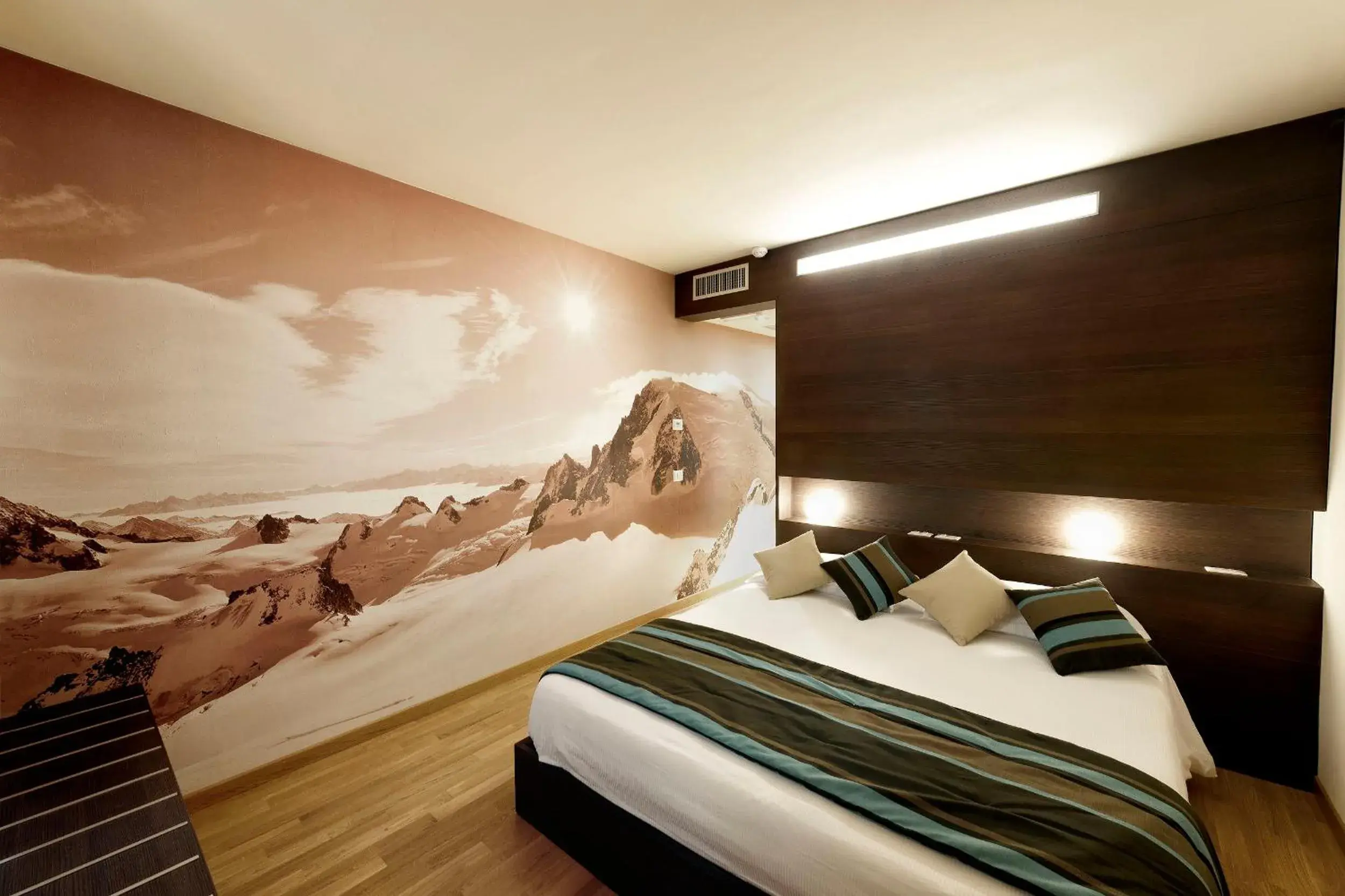 Suite in HB Aosta Hotel & Balcony SPA Suite in HB Aosta Hotel & Balcony SPA