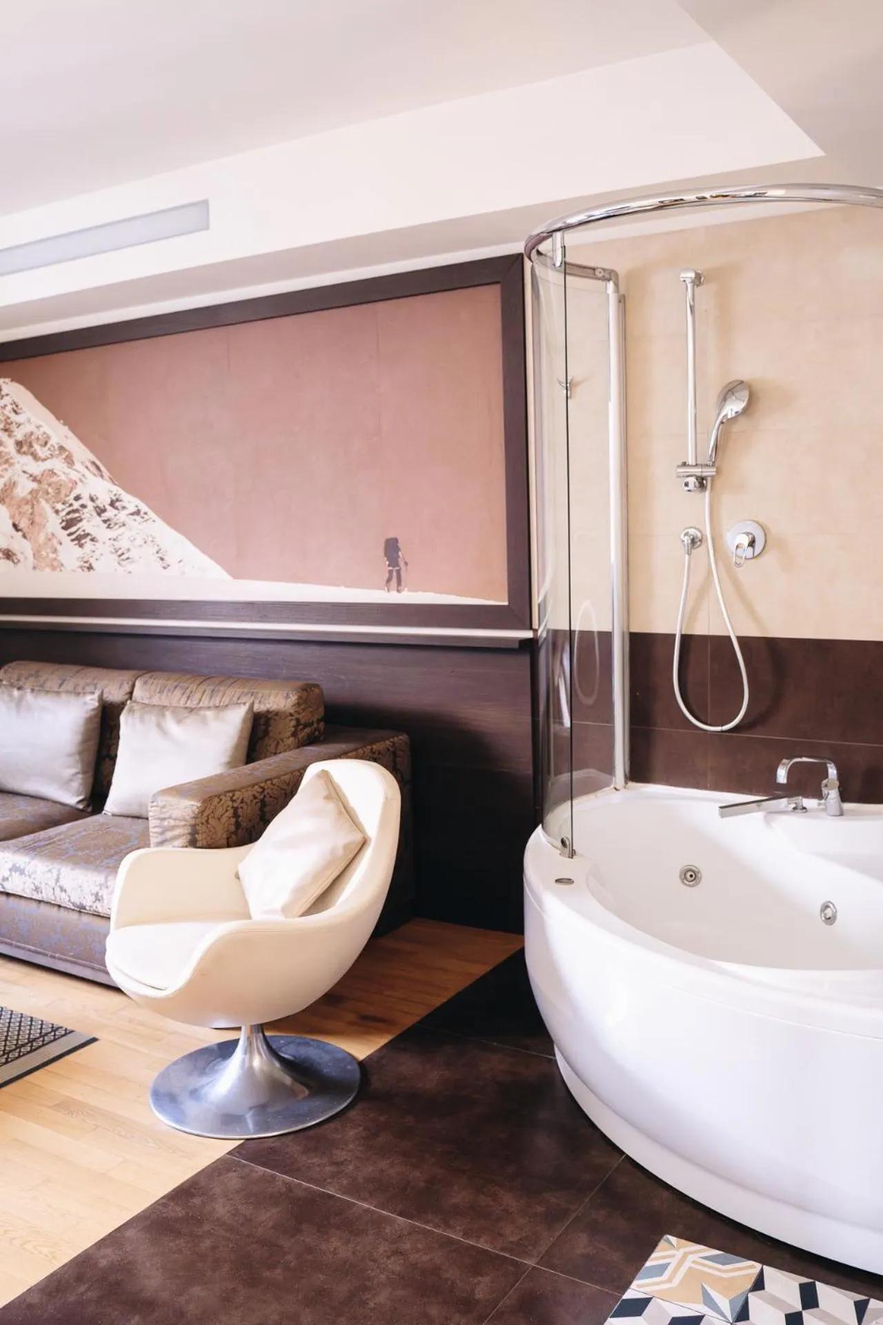 Bathroom in HB Aosta Hotel & Balcony SPA