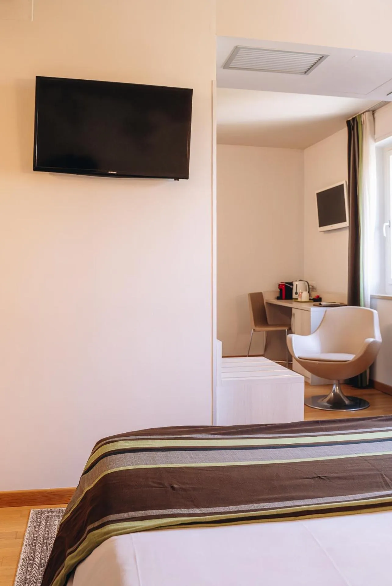 Photo of the whole room, Bed in HB Aosta Hotel & Balcony SPA