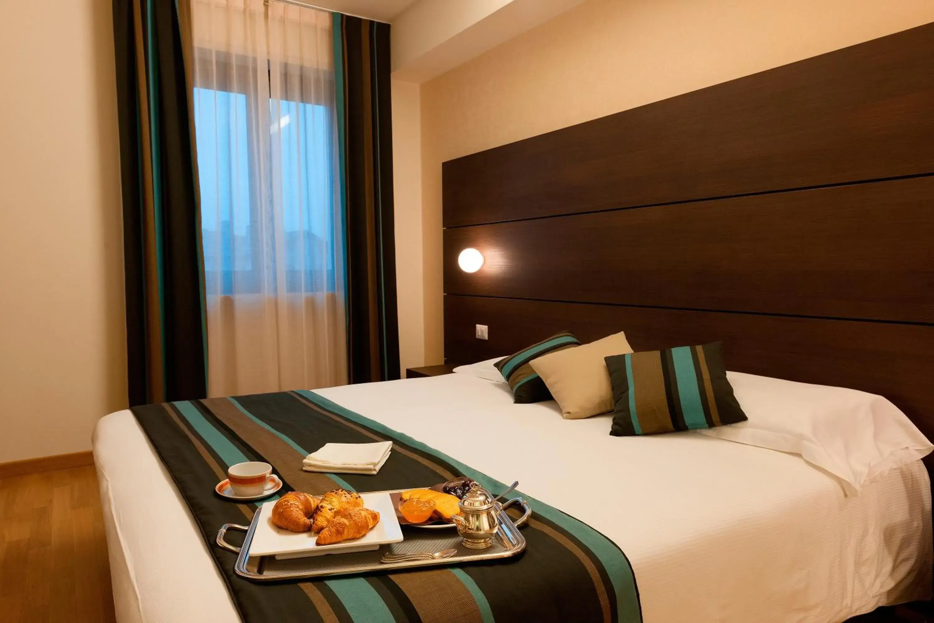 Superior Triple Room in HB Aosta Hotel & Balcony SPA Superior Triple Room in HB Aosta Hotel & Balcony SPA