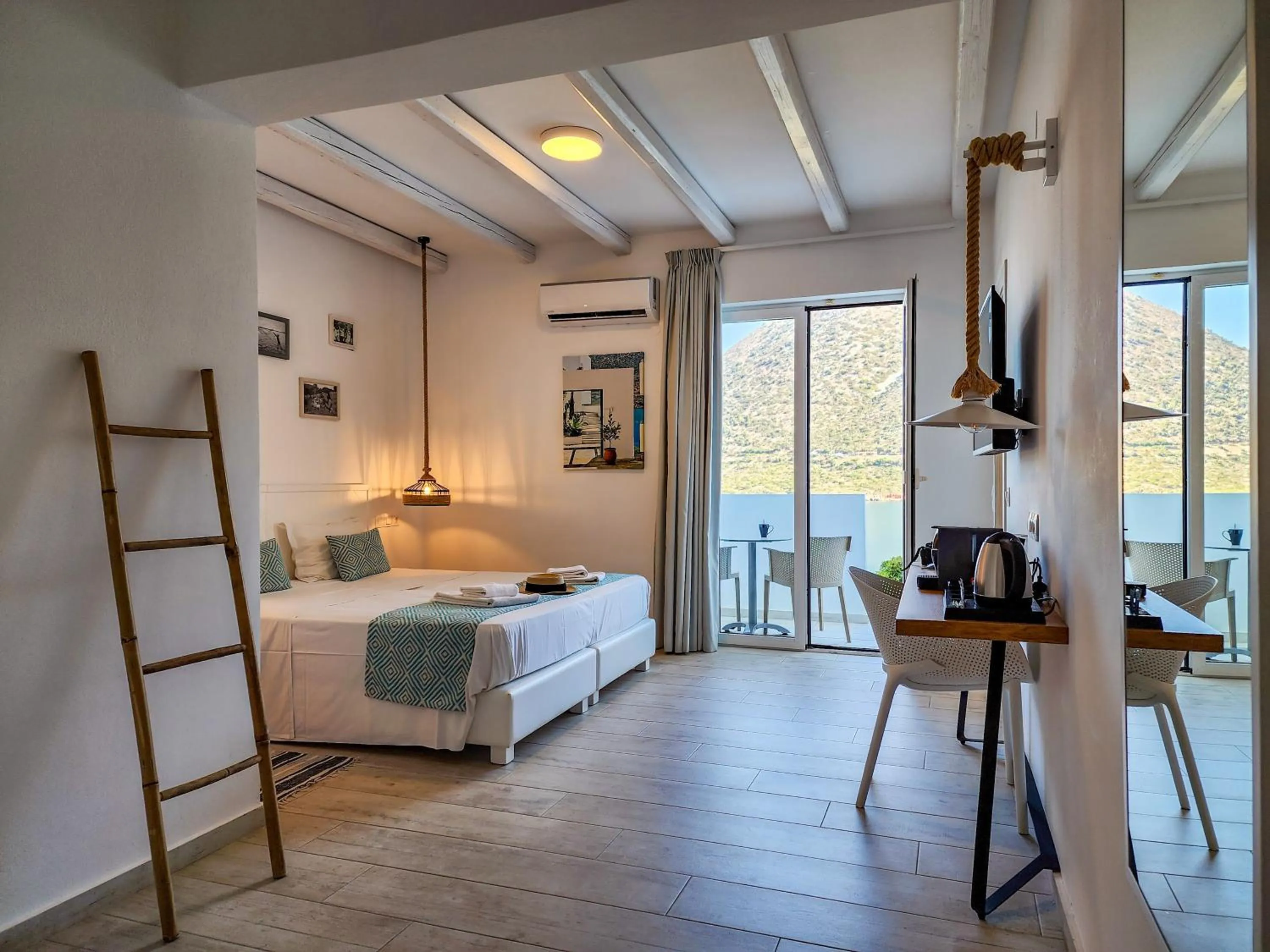 Bed in Blue Bay Lifestyle - ex Bali Blue Bay