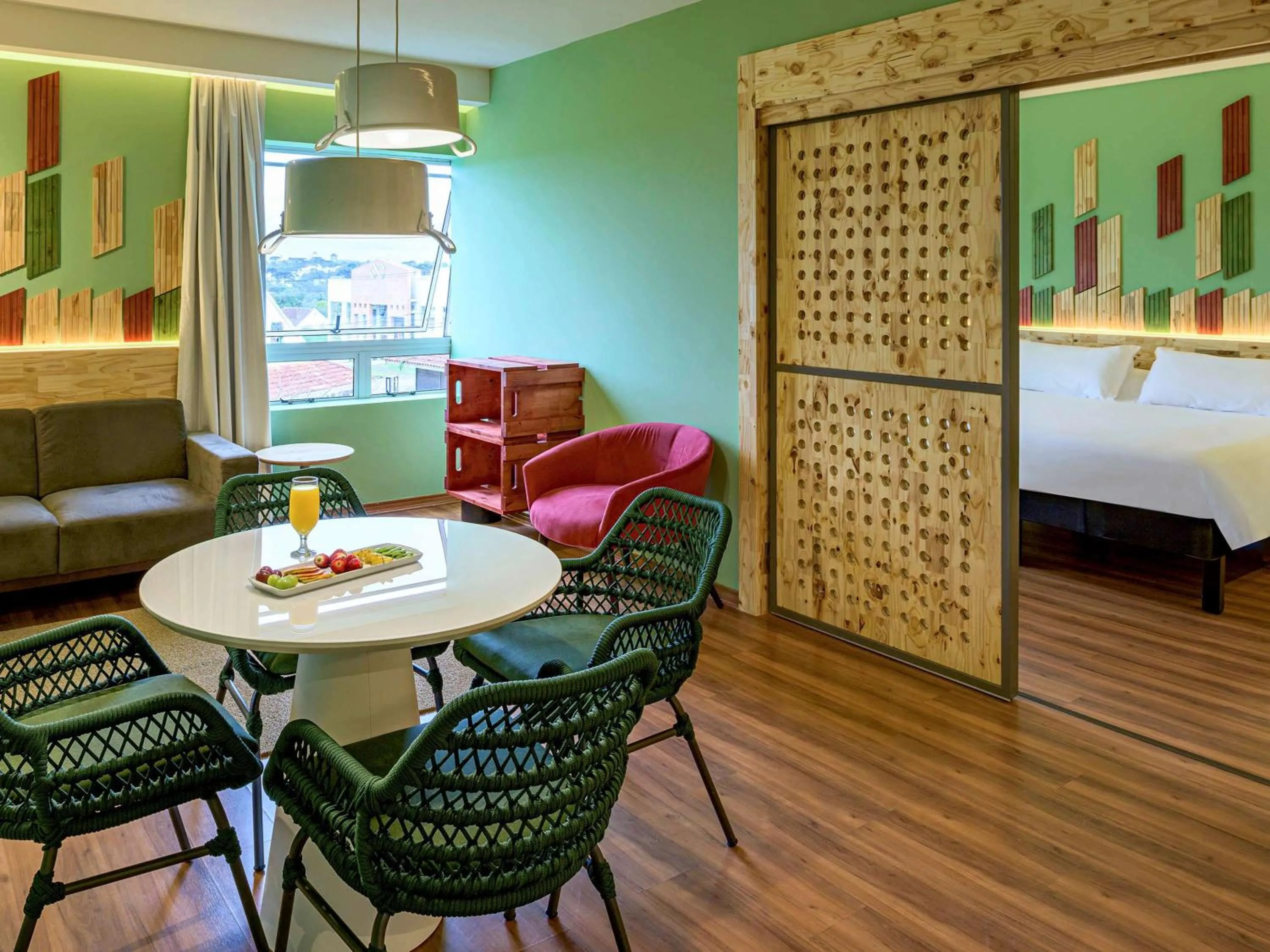 Photo of the whole room, Bed in Hotel Nacional Inn Curitiba Santa Felicidade