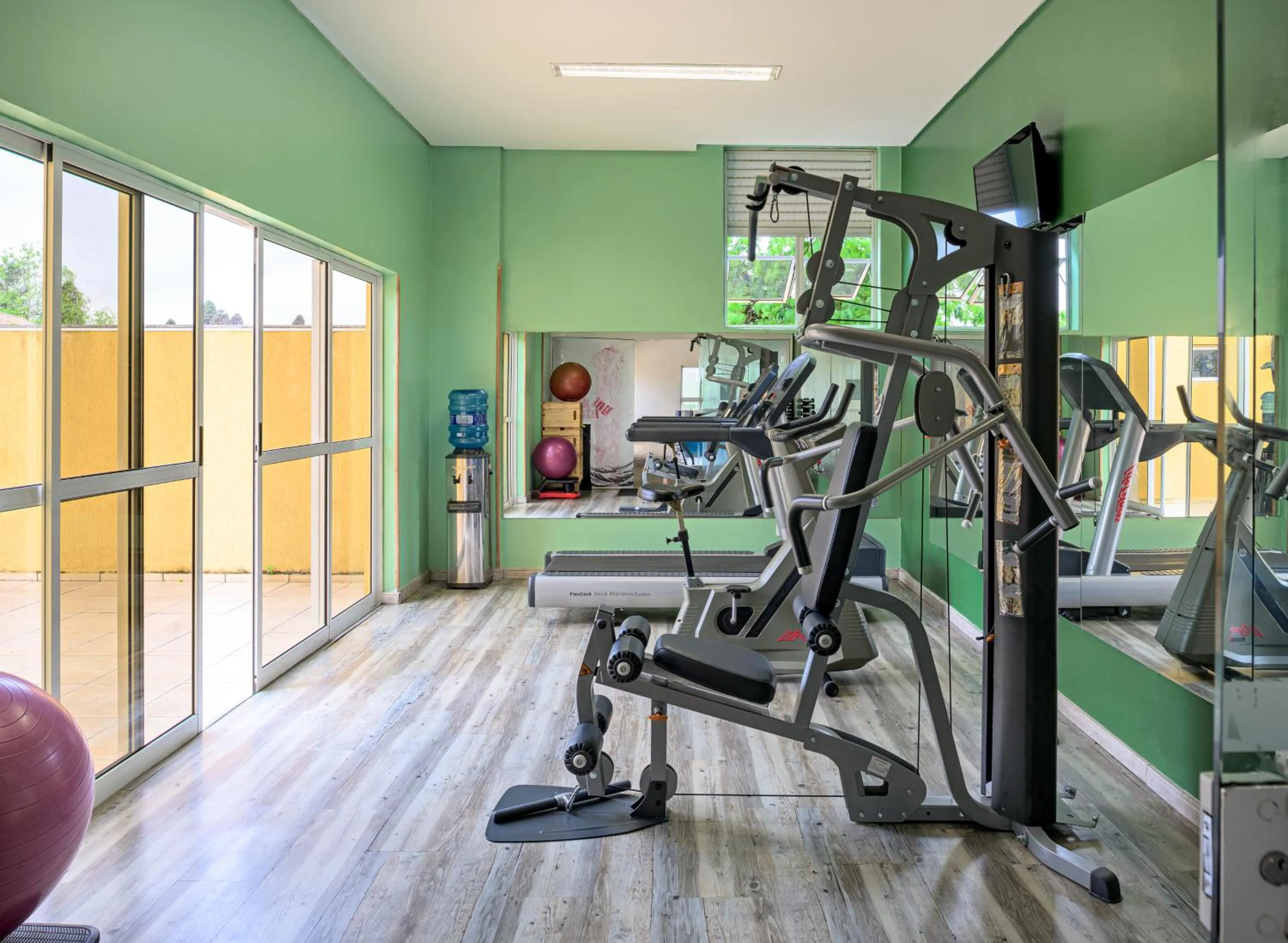 Fitness centre/facilities in Hotel Nacional Inn Curitiba Santa Felicidade