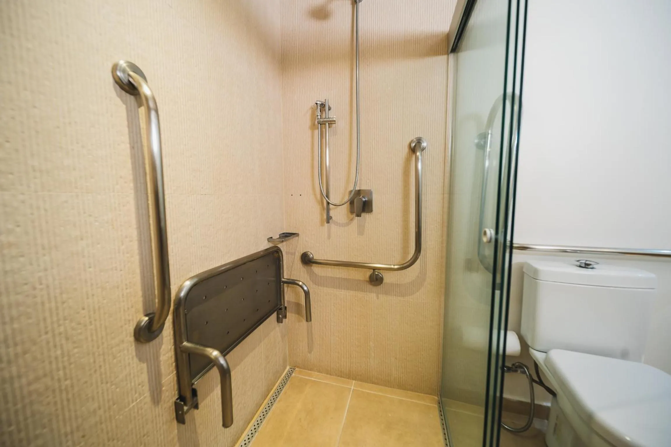 Bathroom in Hotel Nacional Inn Curitiba Santa Felicidade