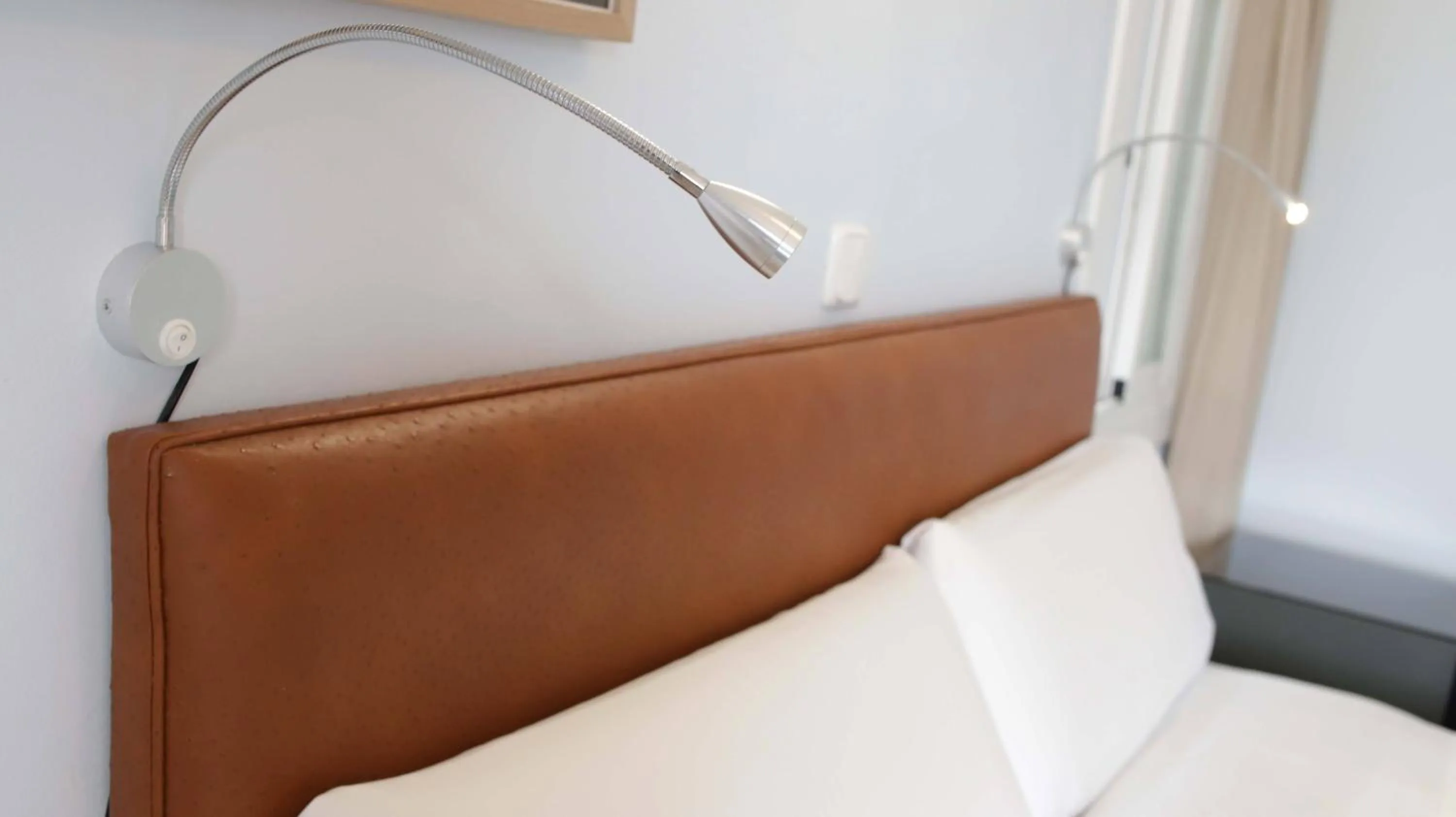 Photo of the whole room, Bed in Hotel Alexandra Sitges