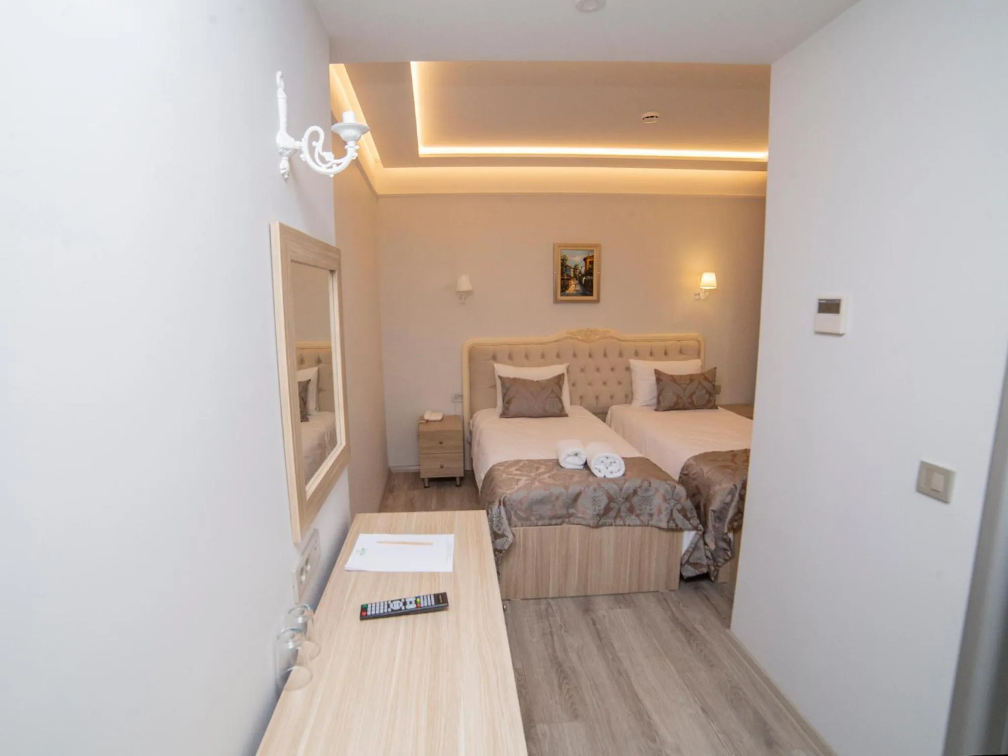 Bedroom, Bed in HHK Hotel Downtown